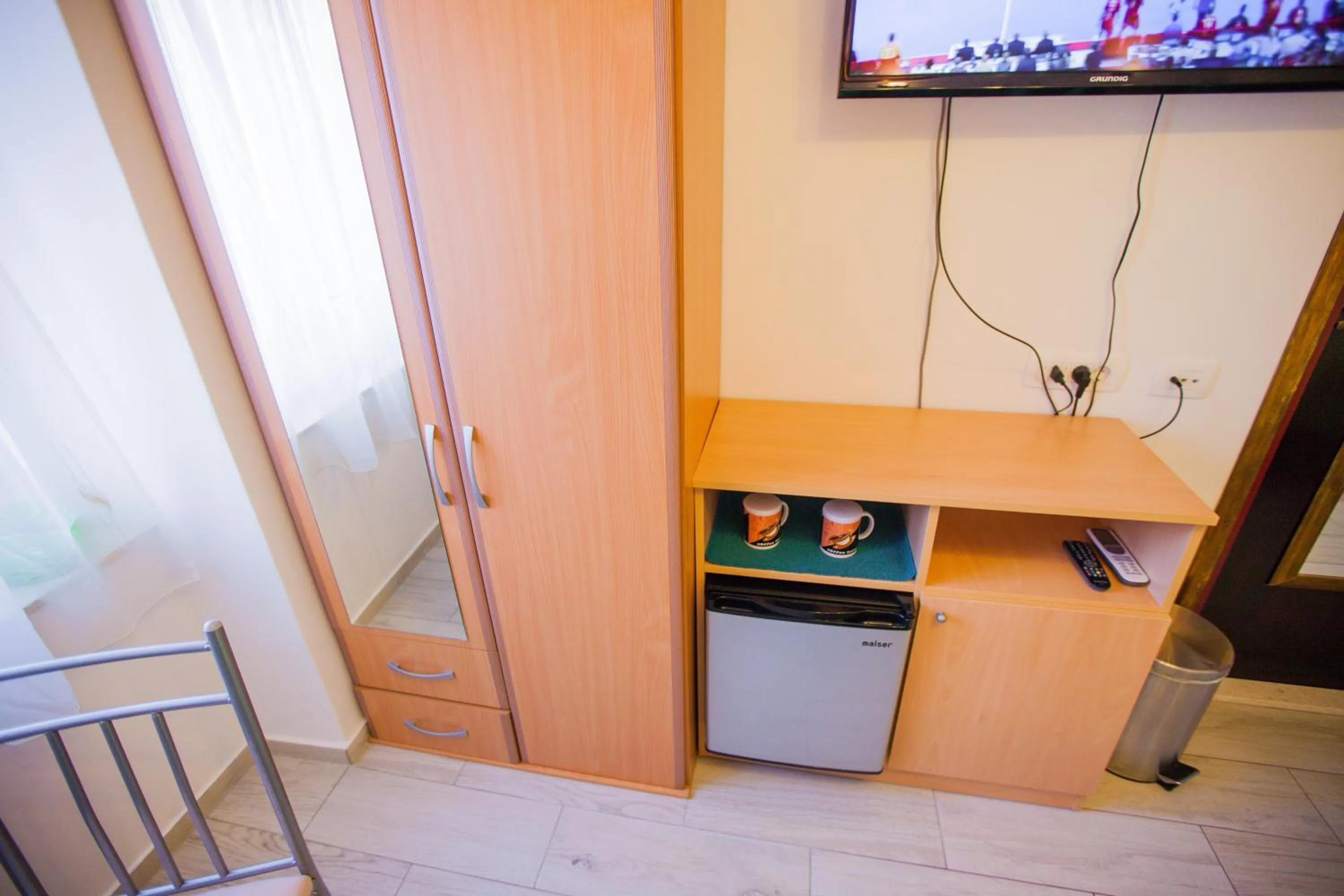 Coffee/tea facilities in Golden Gate Dream Rooms