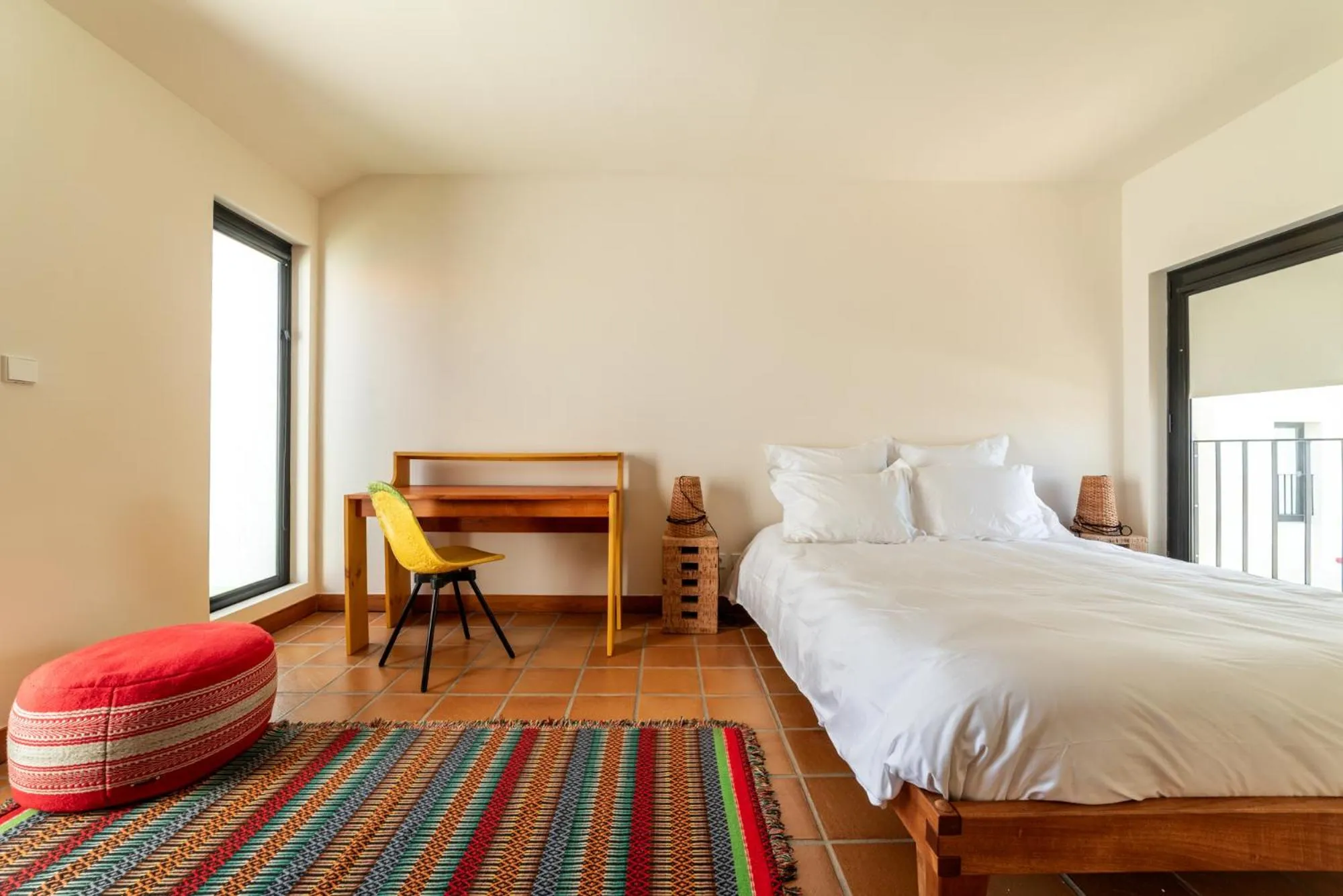 Bedroom, Bed in Calipo