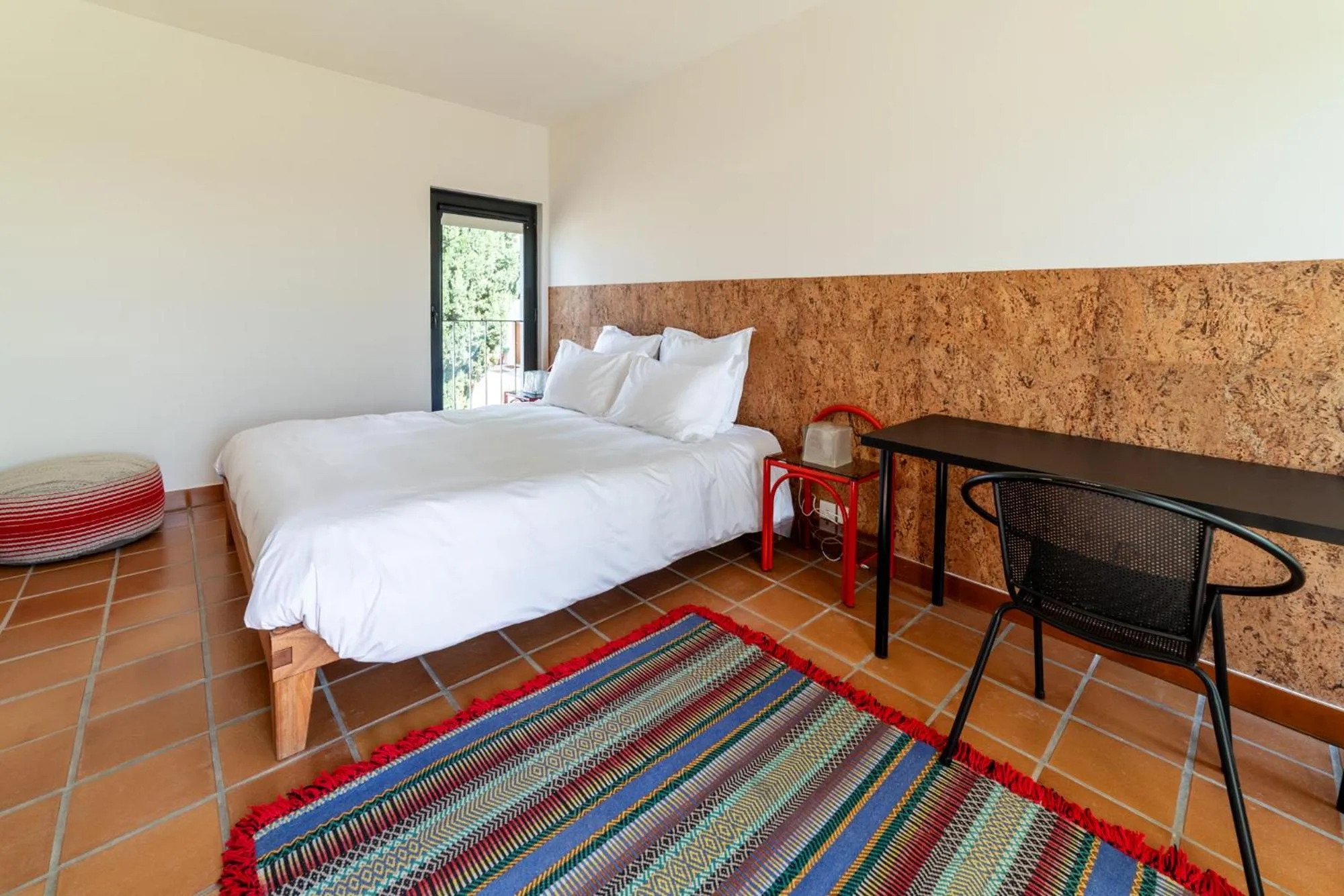 Bedroom, Bed in Calipo