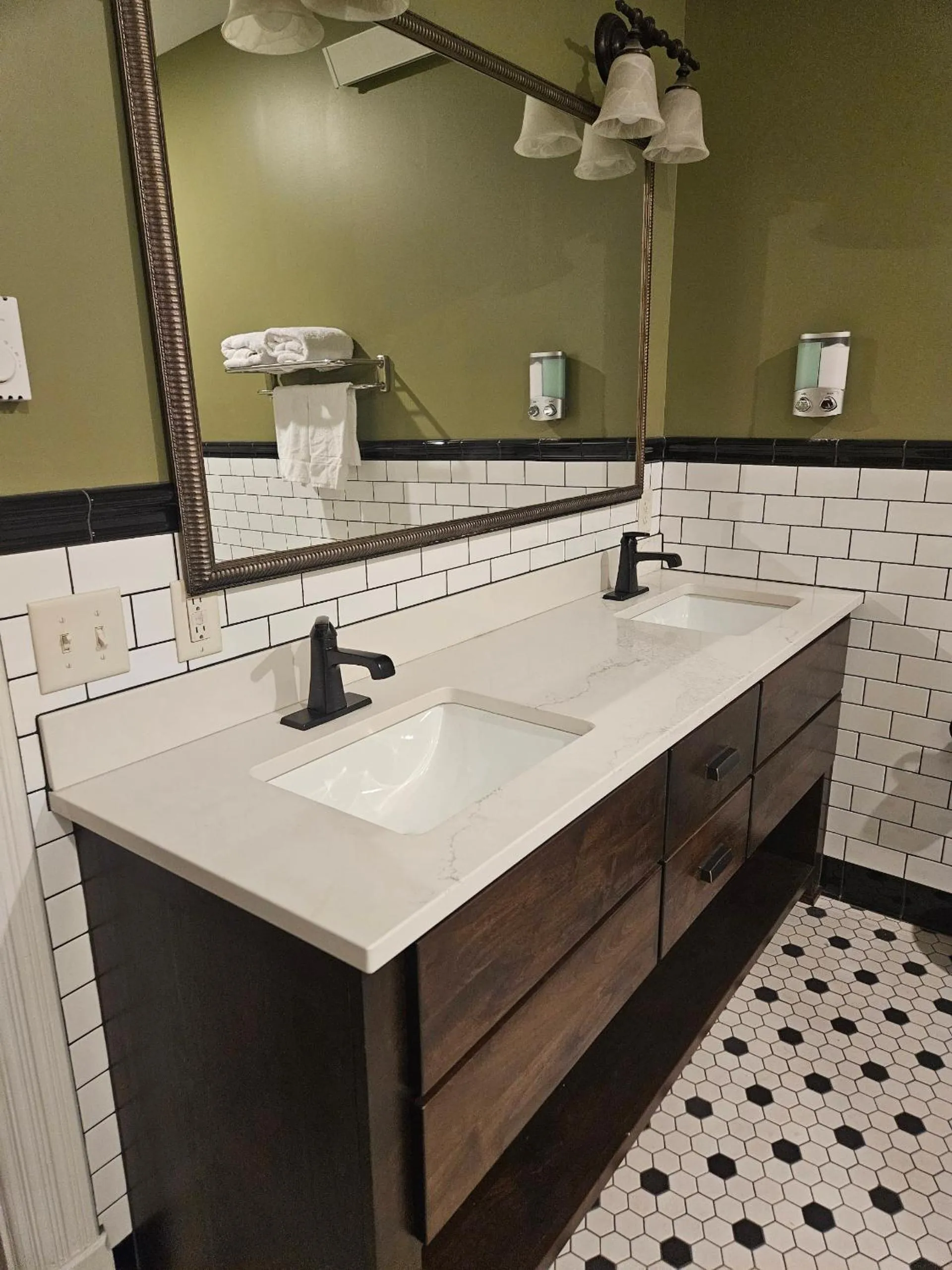 Albany Merchants Hotel