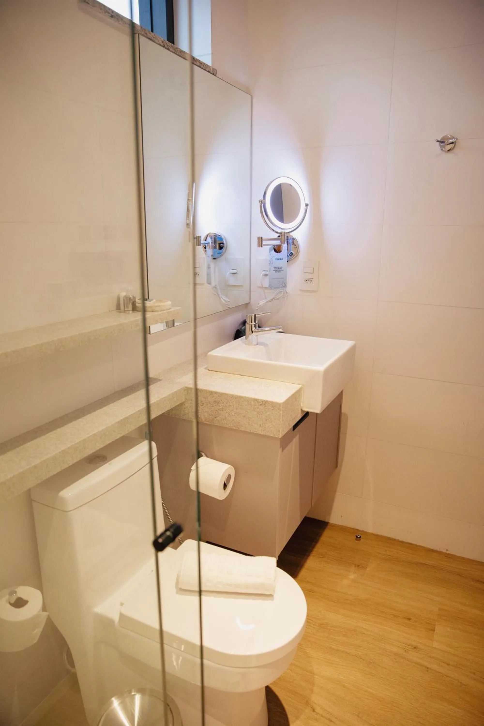 Toilet in Nobile Grand Itapema