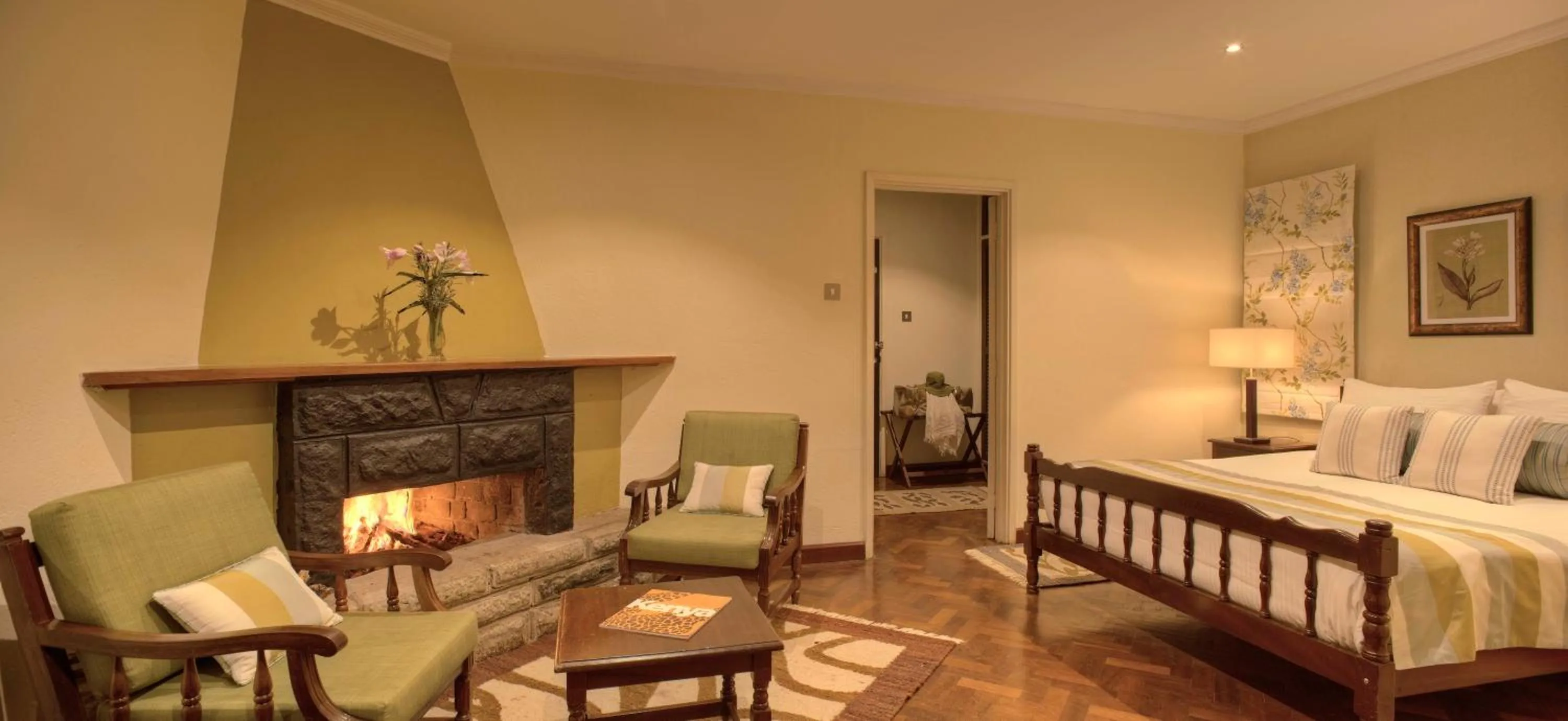 Photo of the whole room, Bed in The Aberdare Country Club