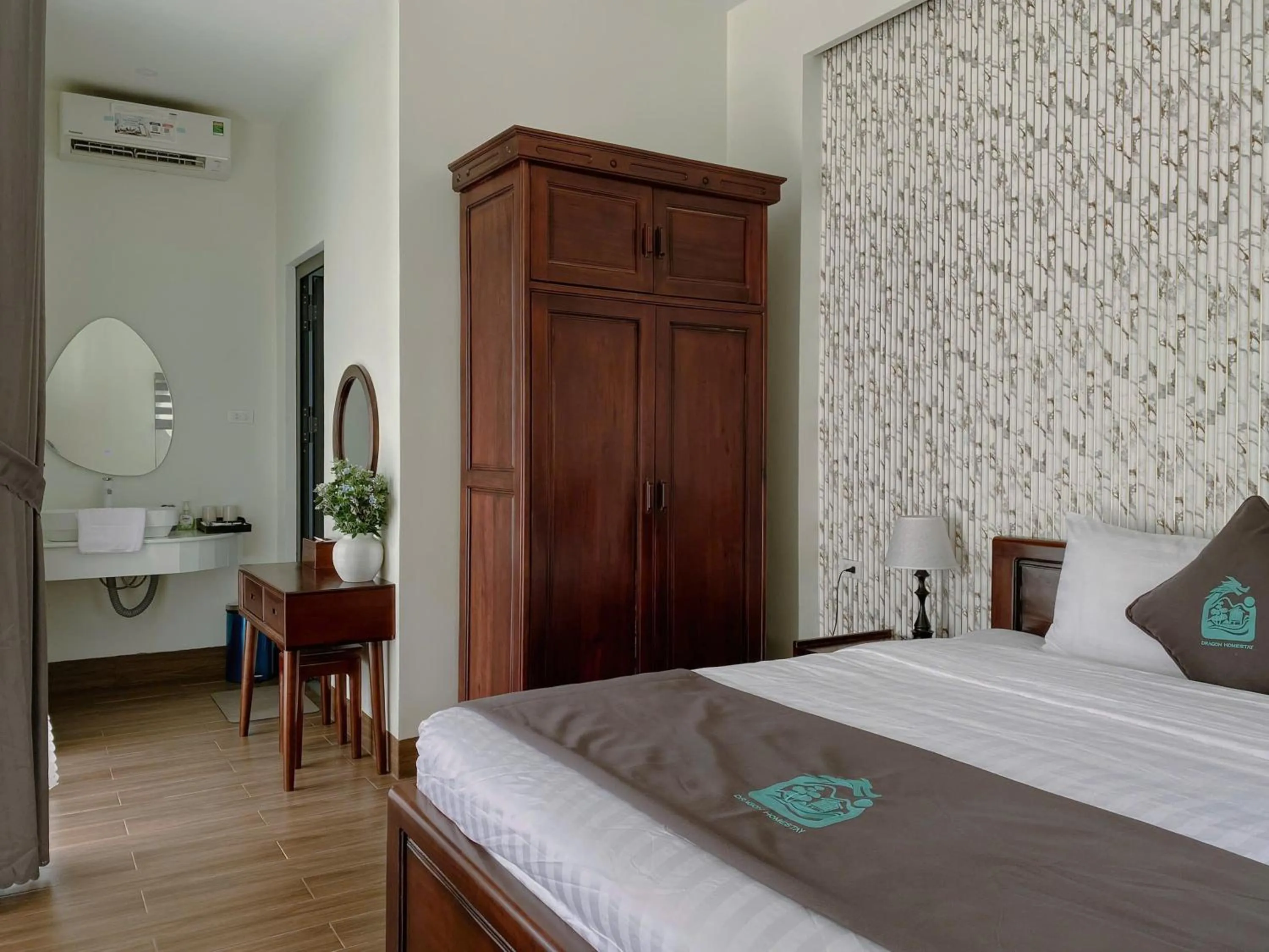 Living room, Bed in Homestay Hà Tiên Dragon