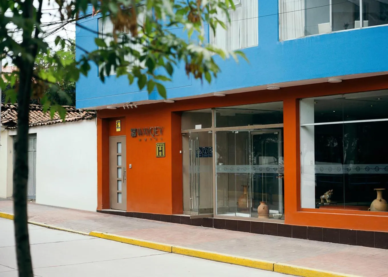 Property building in Wayqey Hotel