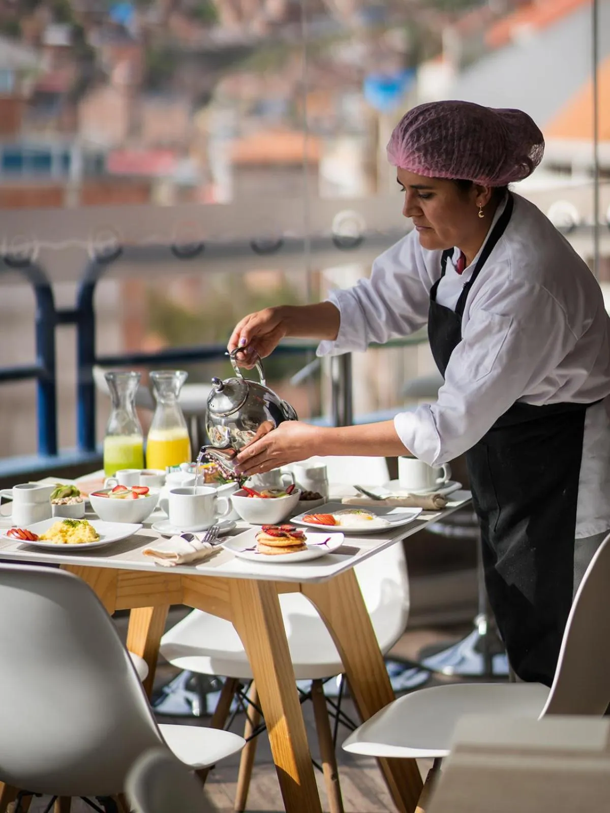 Restaurant/places to eat in Wayqey Hotel