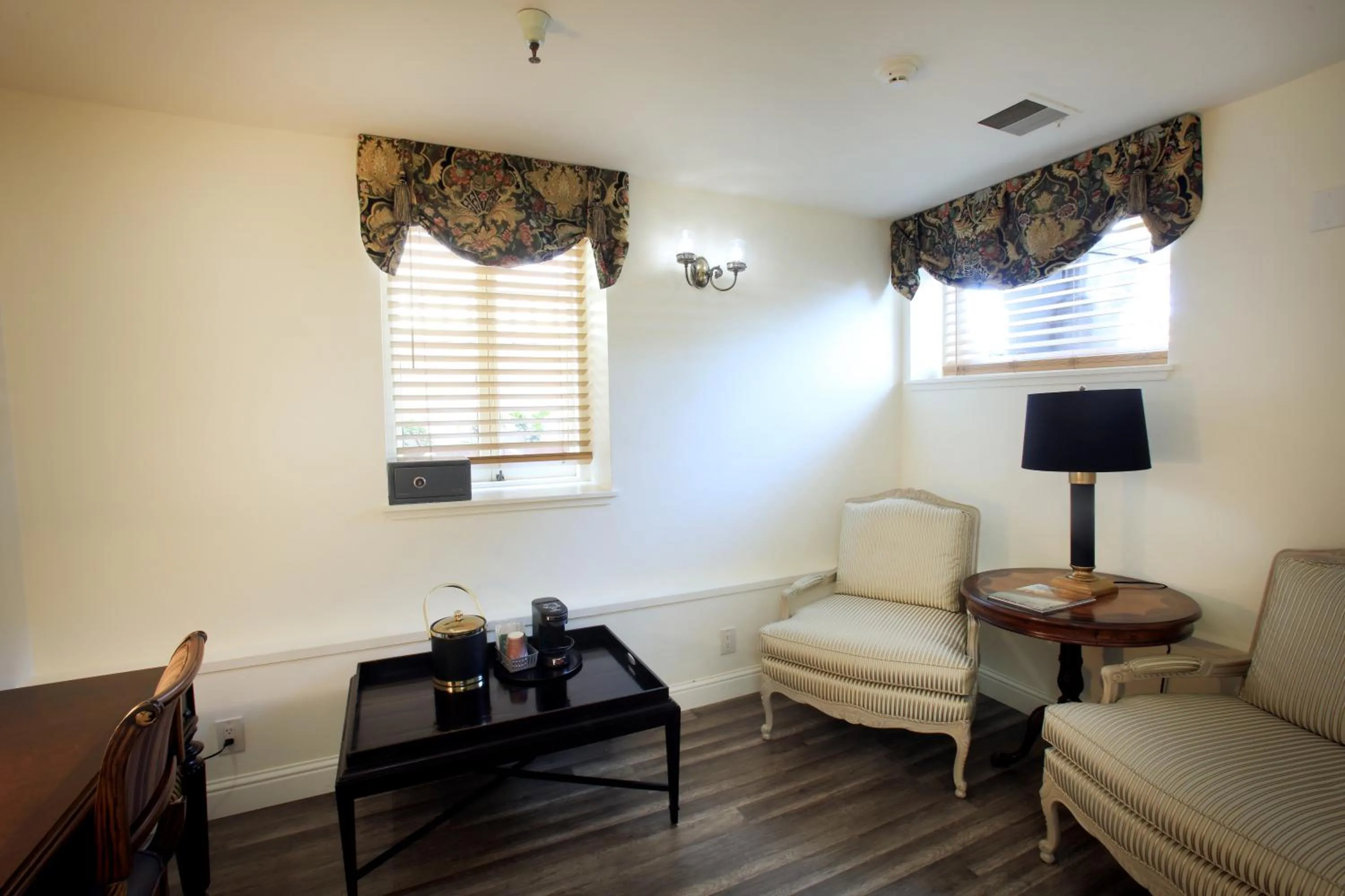 Family Suite (Basement Room with windows) in The Charles Pacific Grove