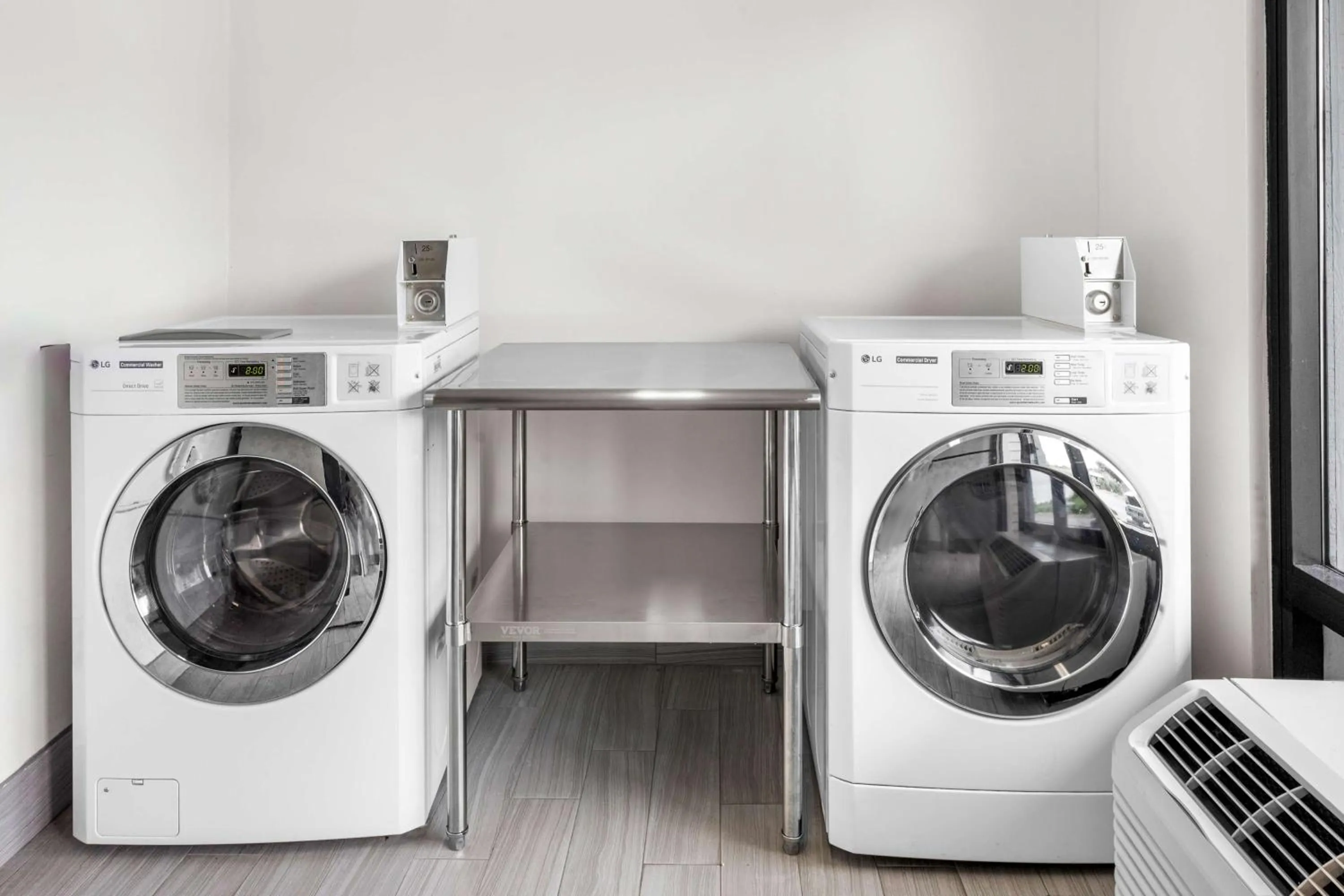 Property building in Best Western Kent Narrows Inn