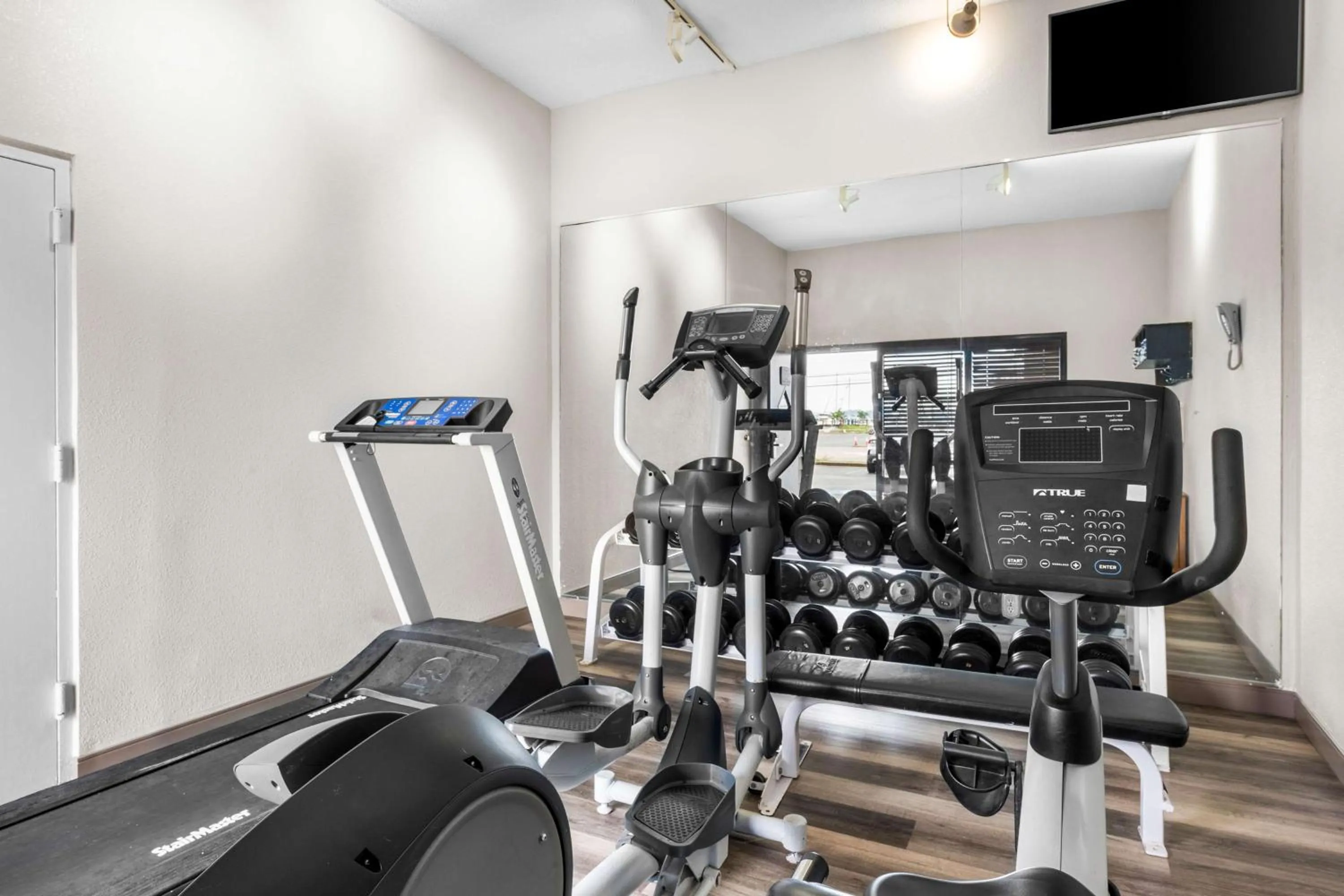 Fitness centre/facilities in Best Western Kent Narrows Inn