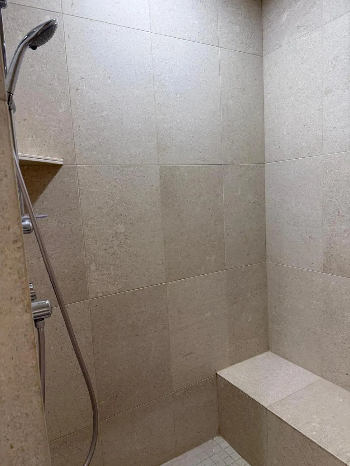 Shower in Unicorn Zebra