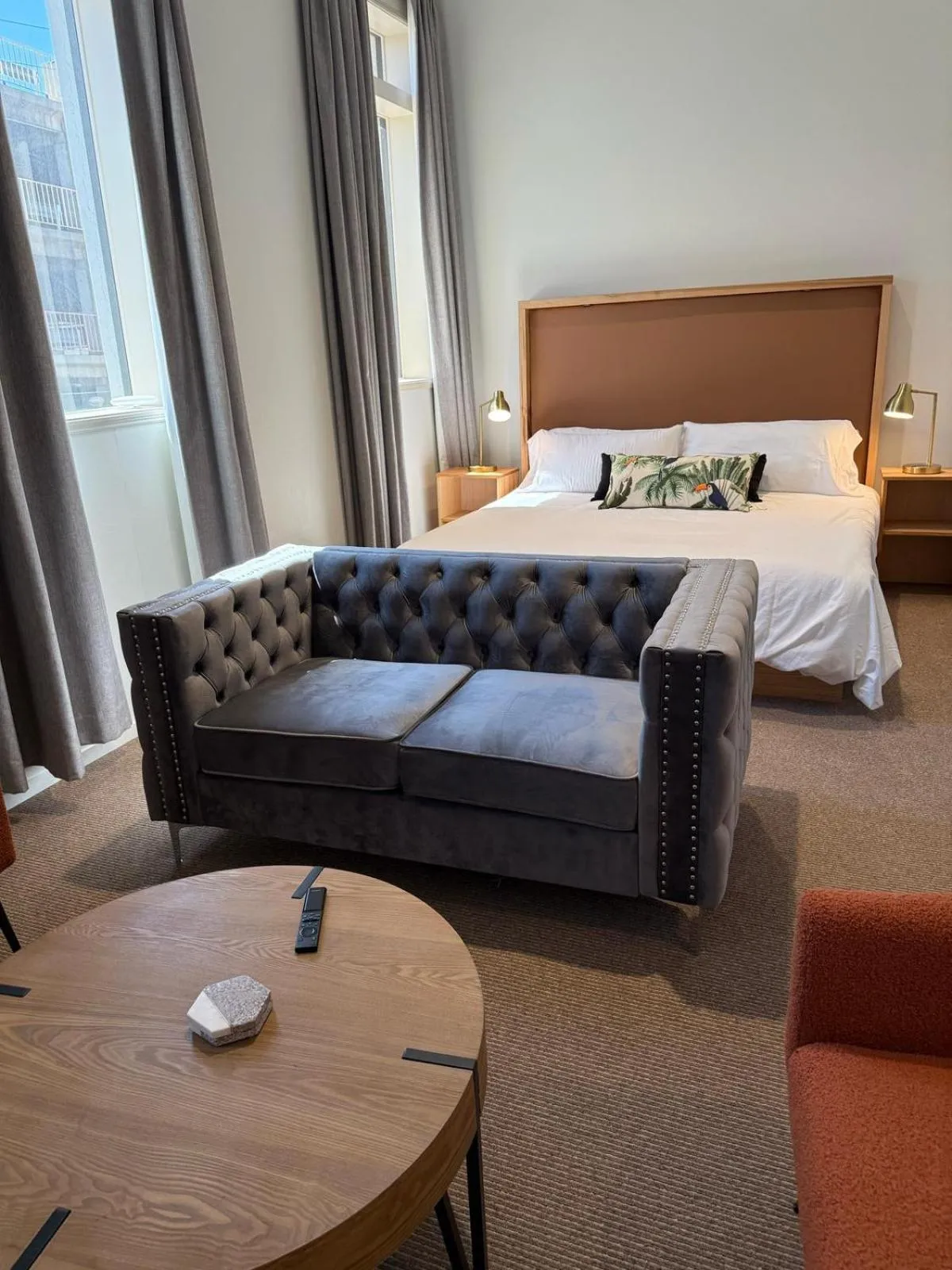 Photo of the whole room, Bed in Unicorn Zebra