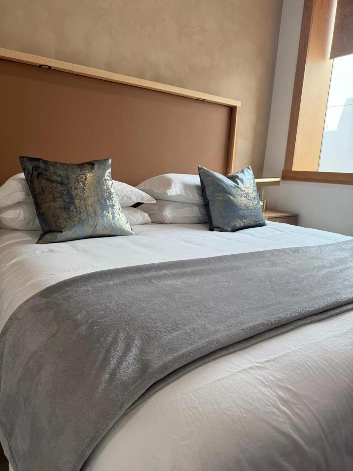 Bed in Unicorn Zebra