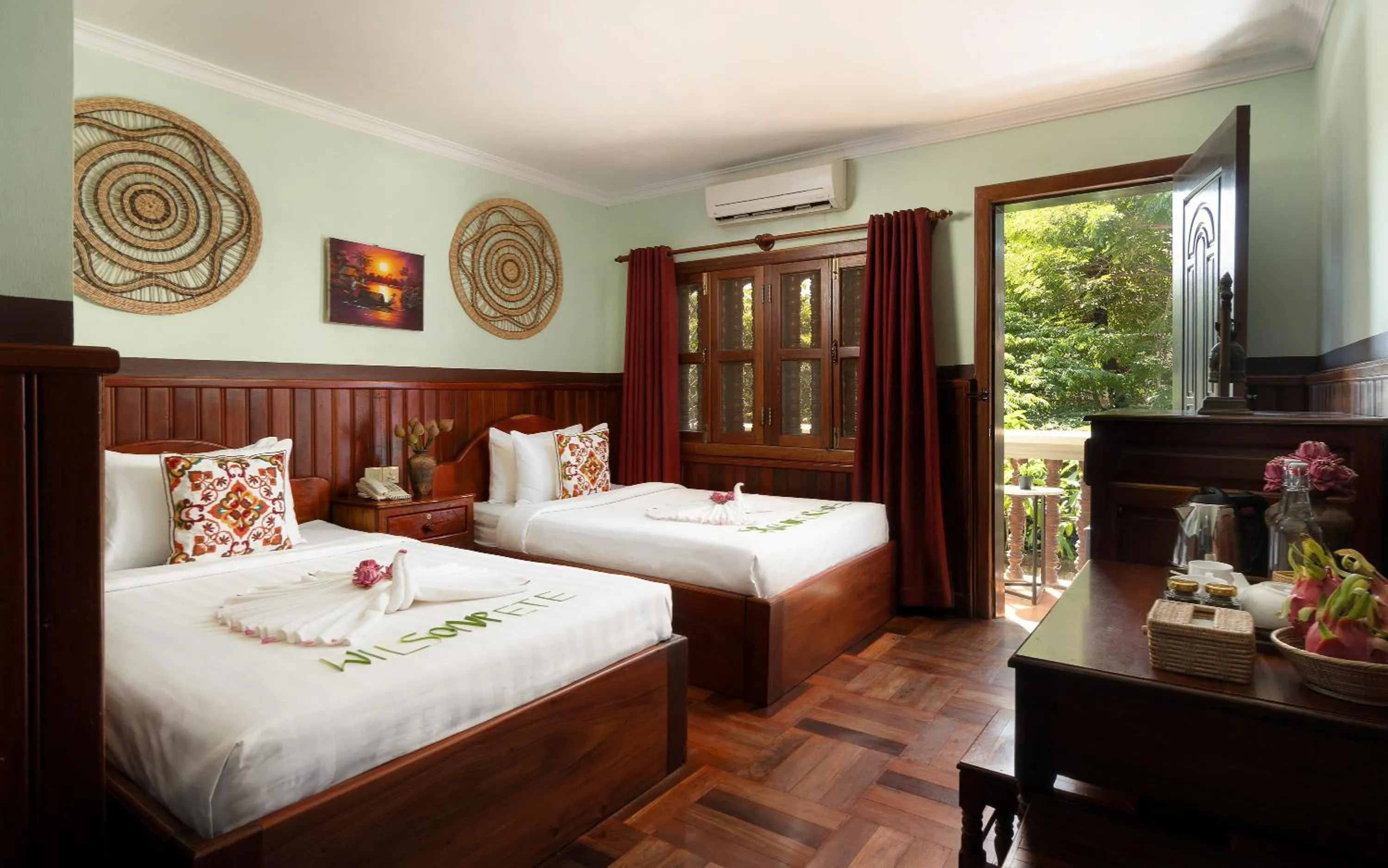Bed in Siem Reap Center Hotel