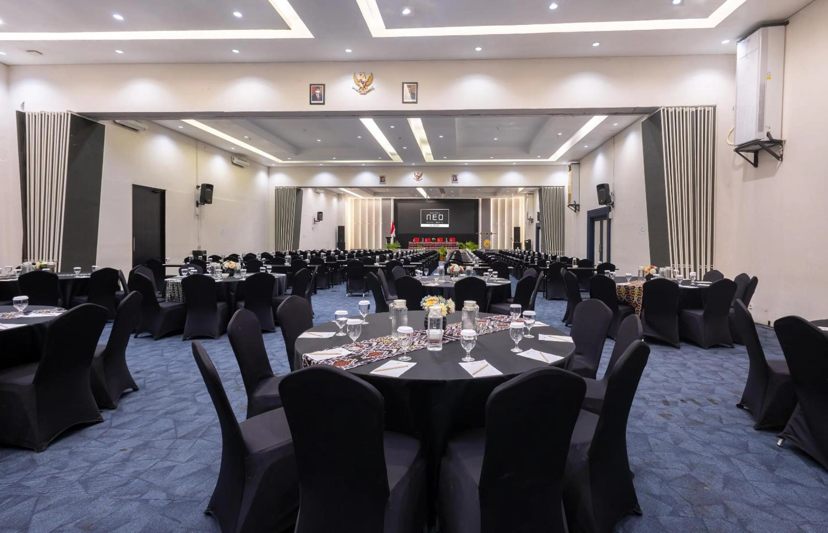 Meeting/conference room in Neo Eltari Kupang by ASTON