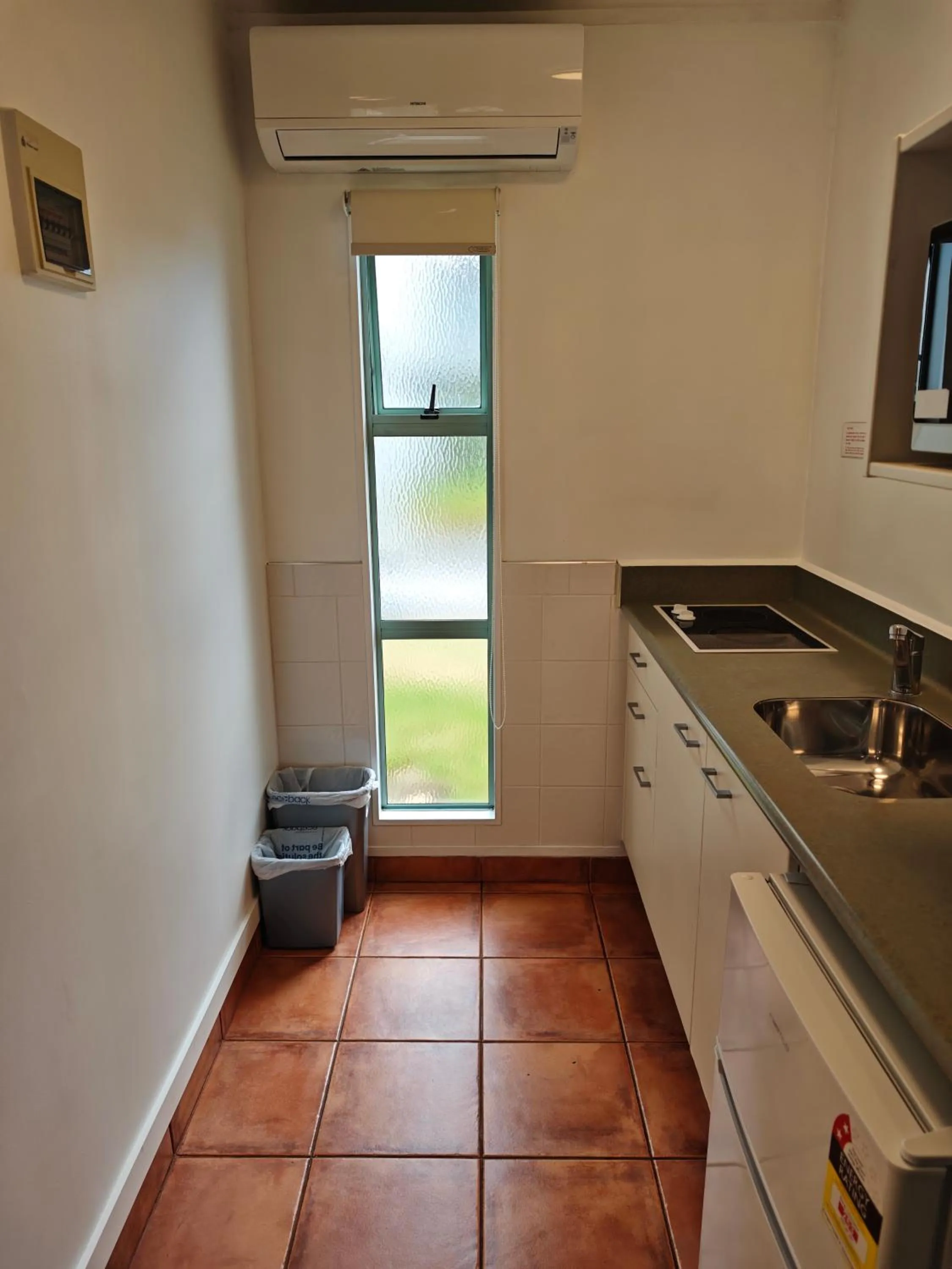 Kitchen or kitchenette in Great Lake Motel Taupo