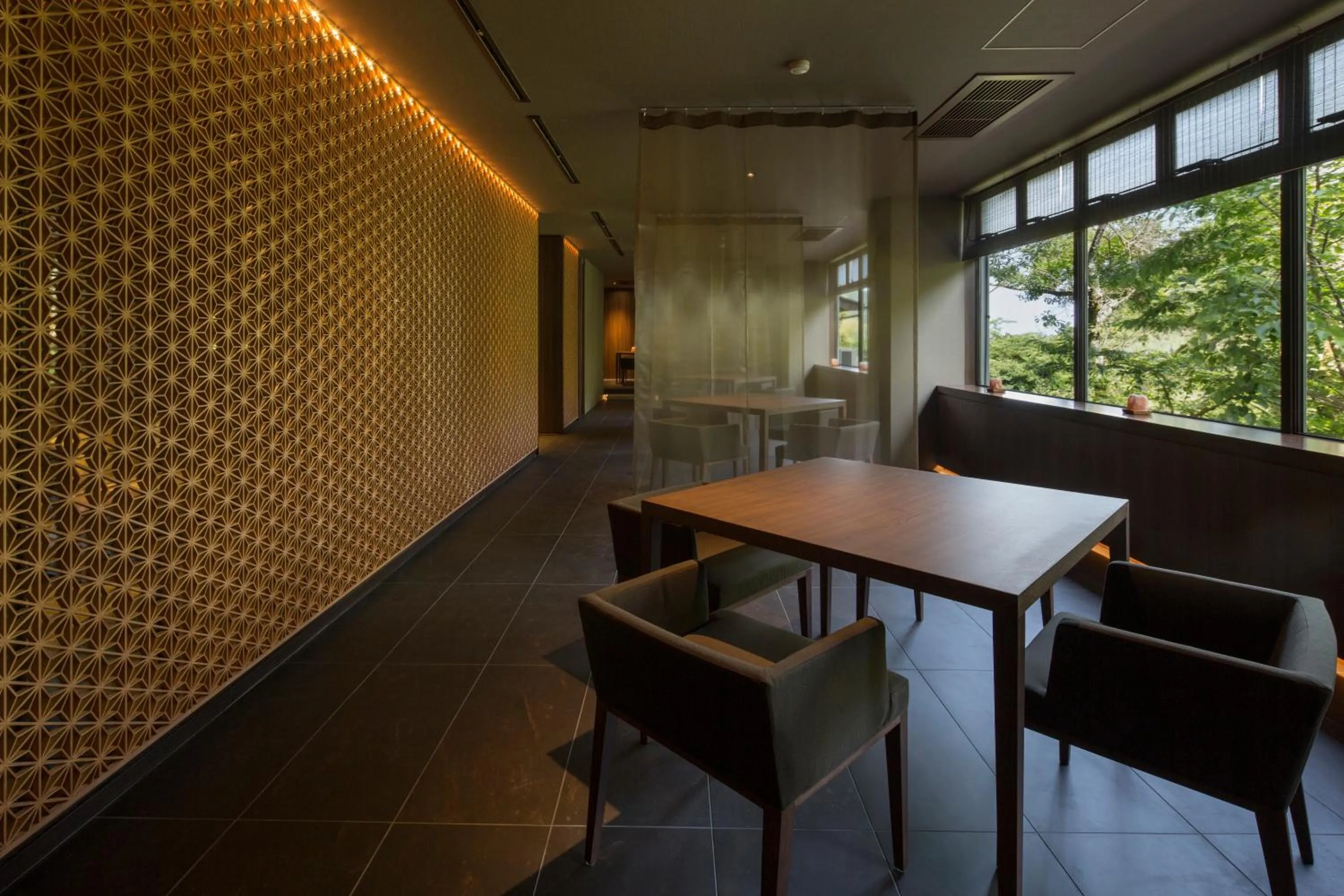 Restaurant/places to eat in Hakuunsou