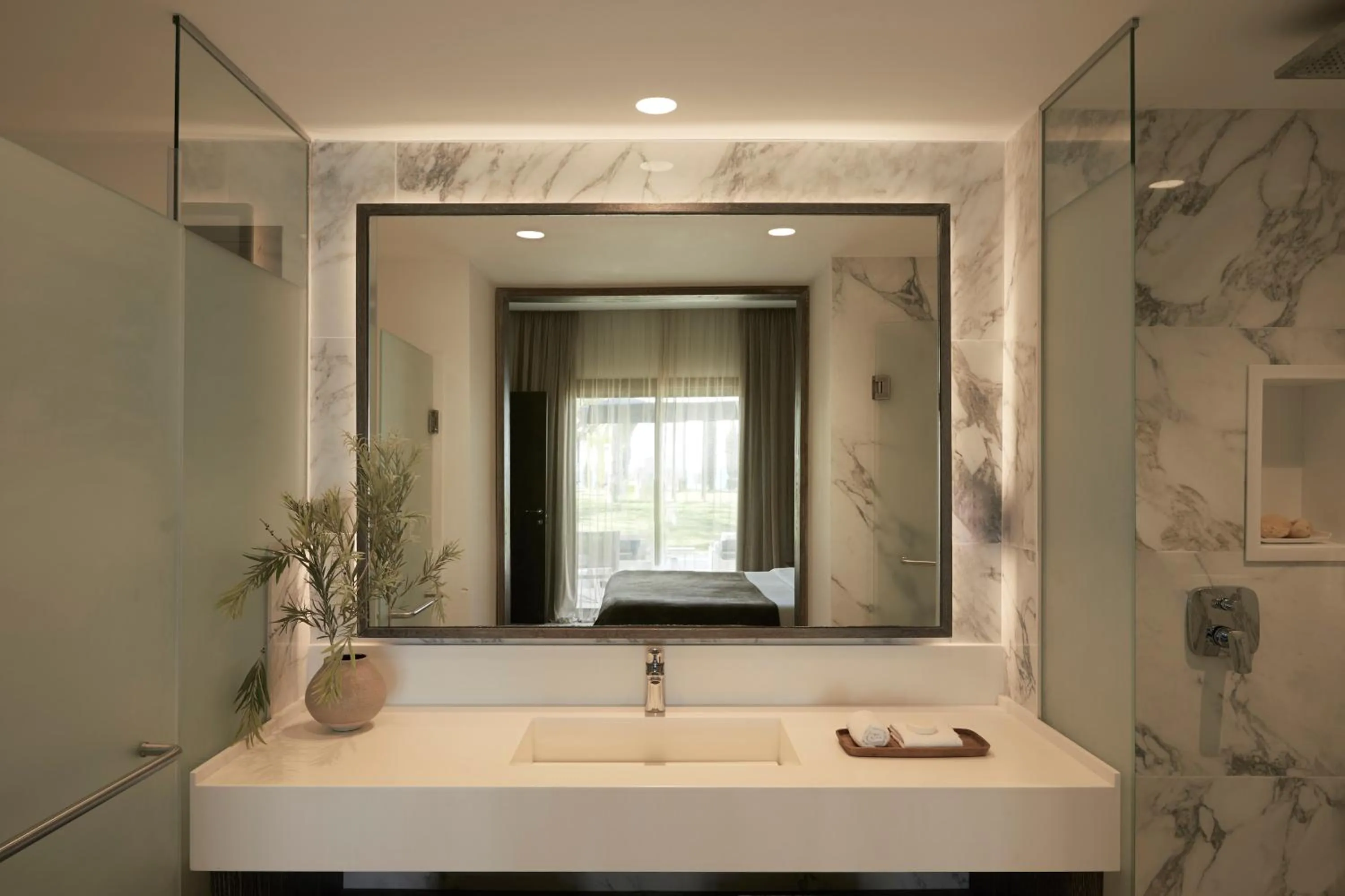 Shower in Mare Ayia Napa