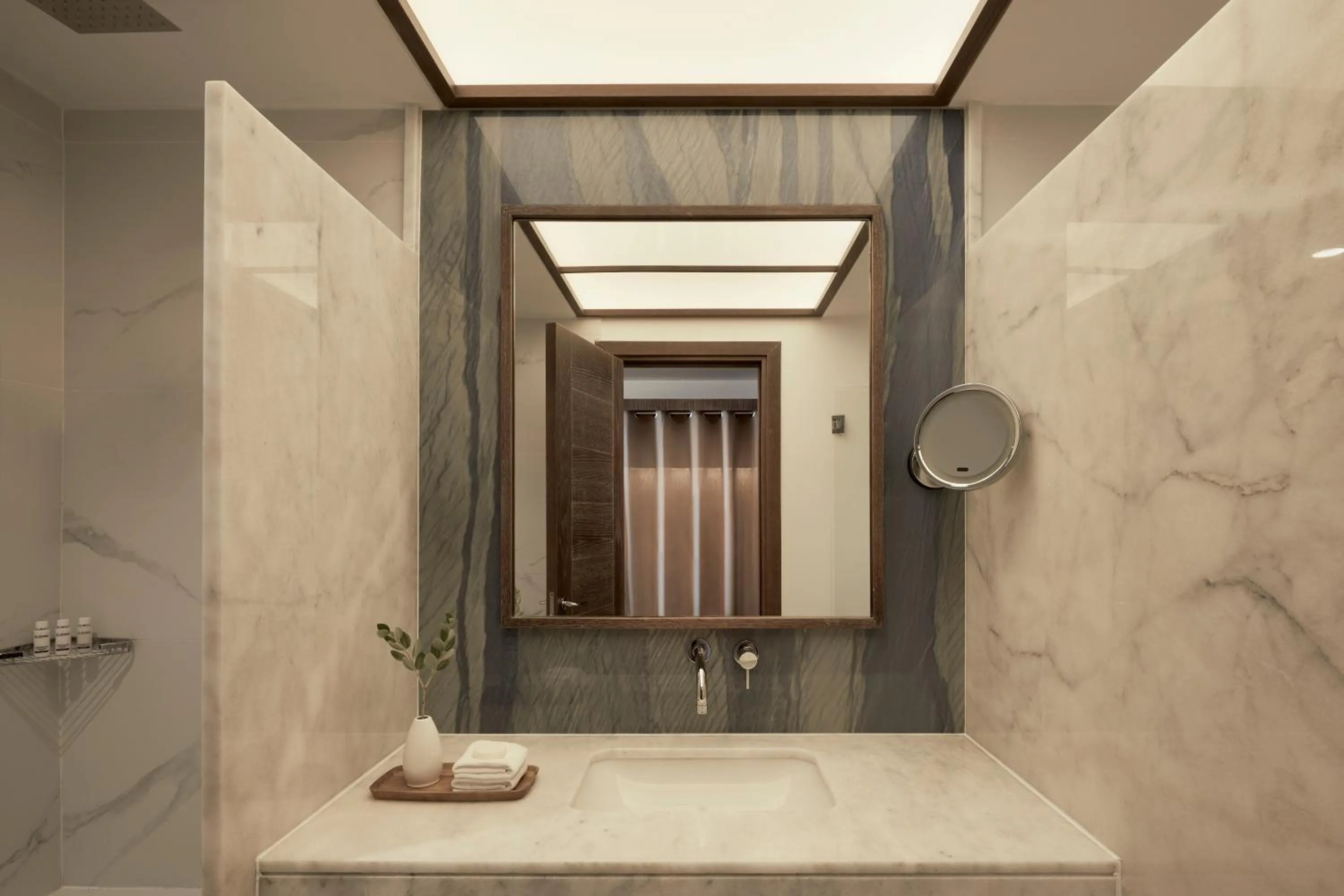 Shower in Mare Ayia Napa