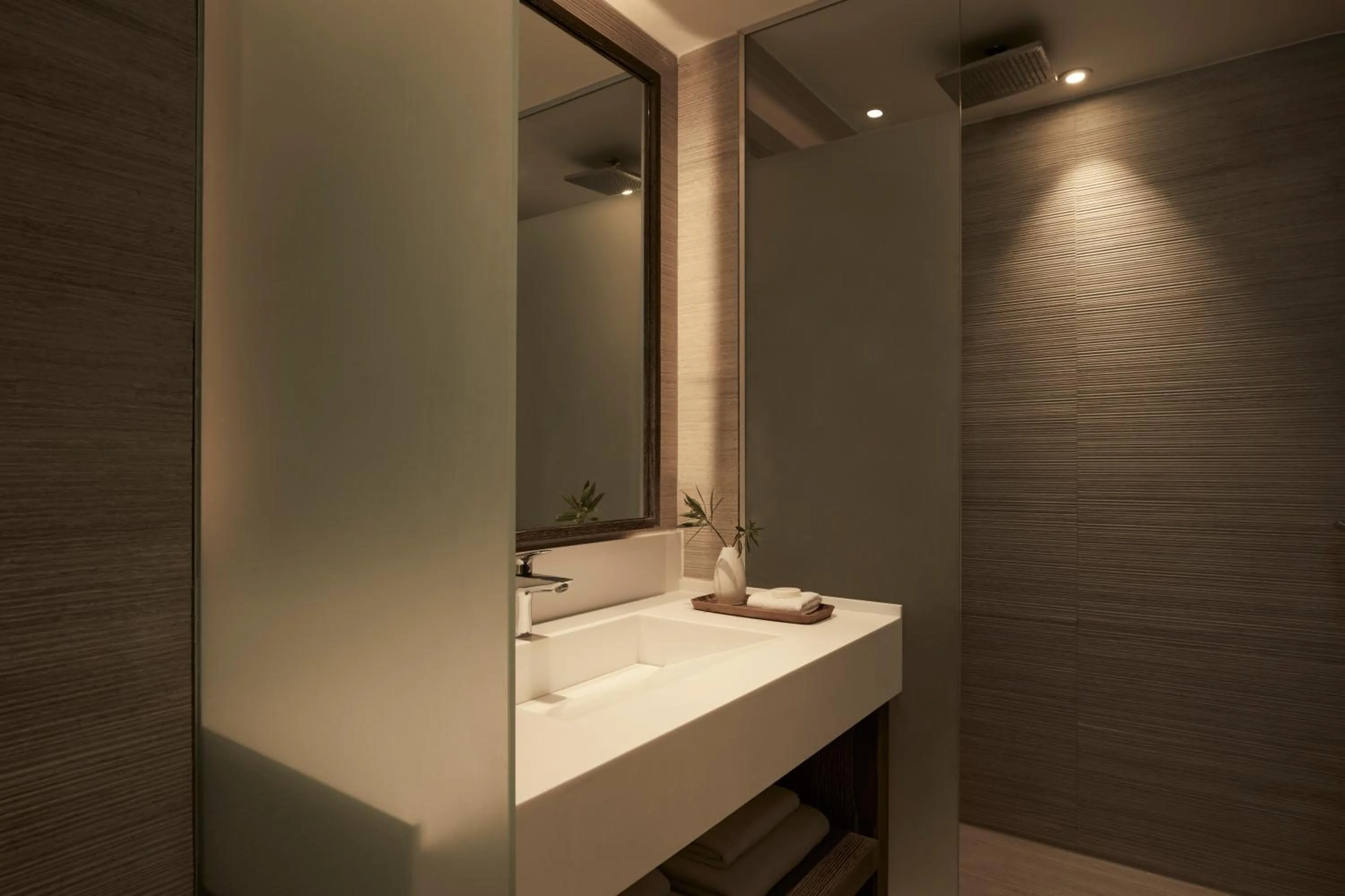 Shower in Mare Ayia Napa