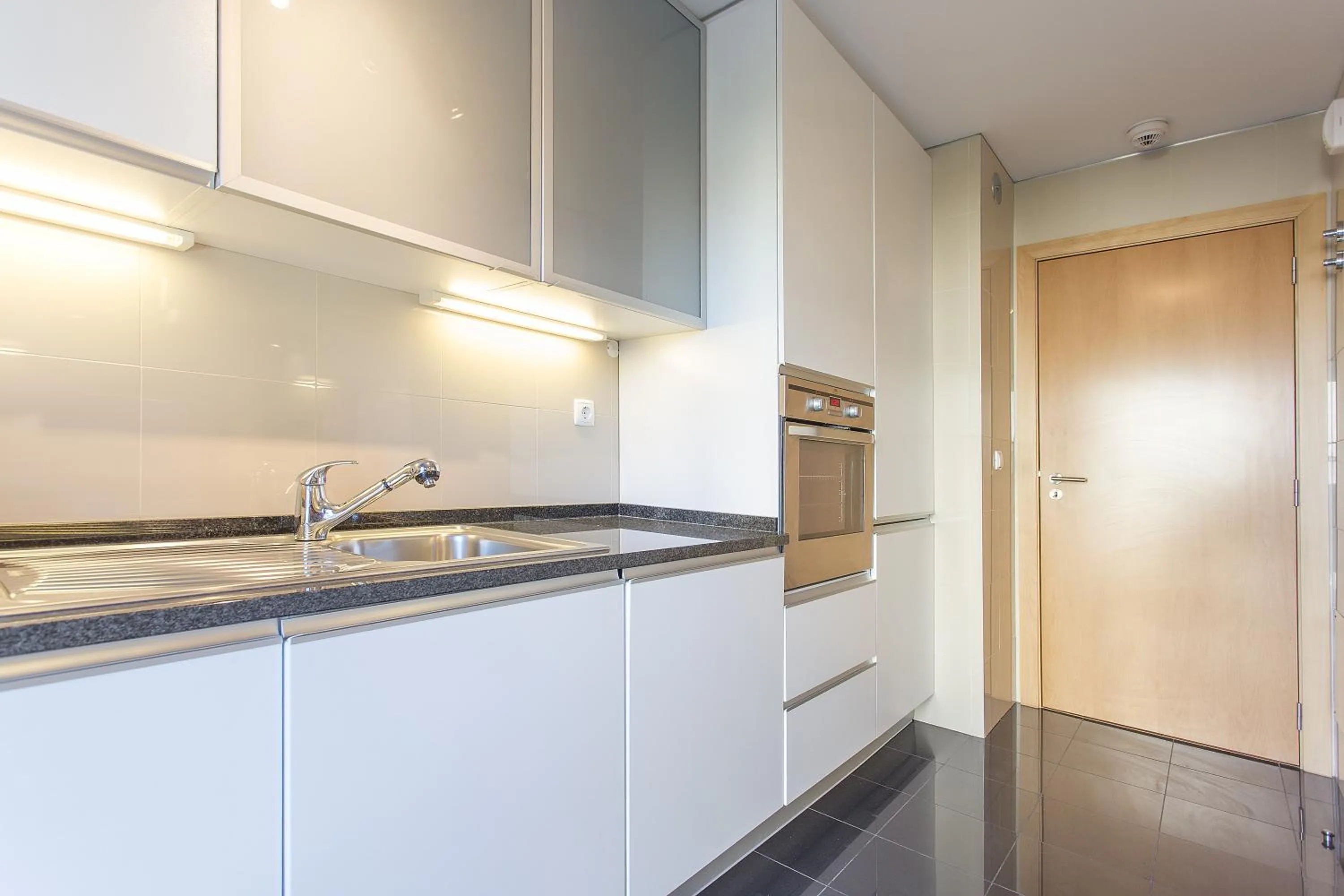 Kitchen or kitchenette in Your Lisbon Home Parque das Nações