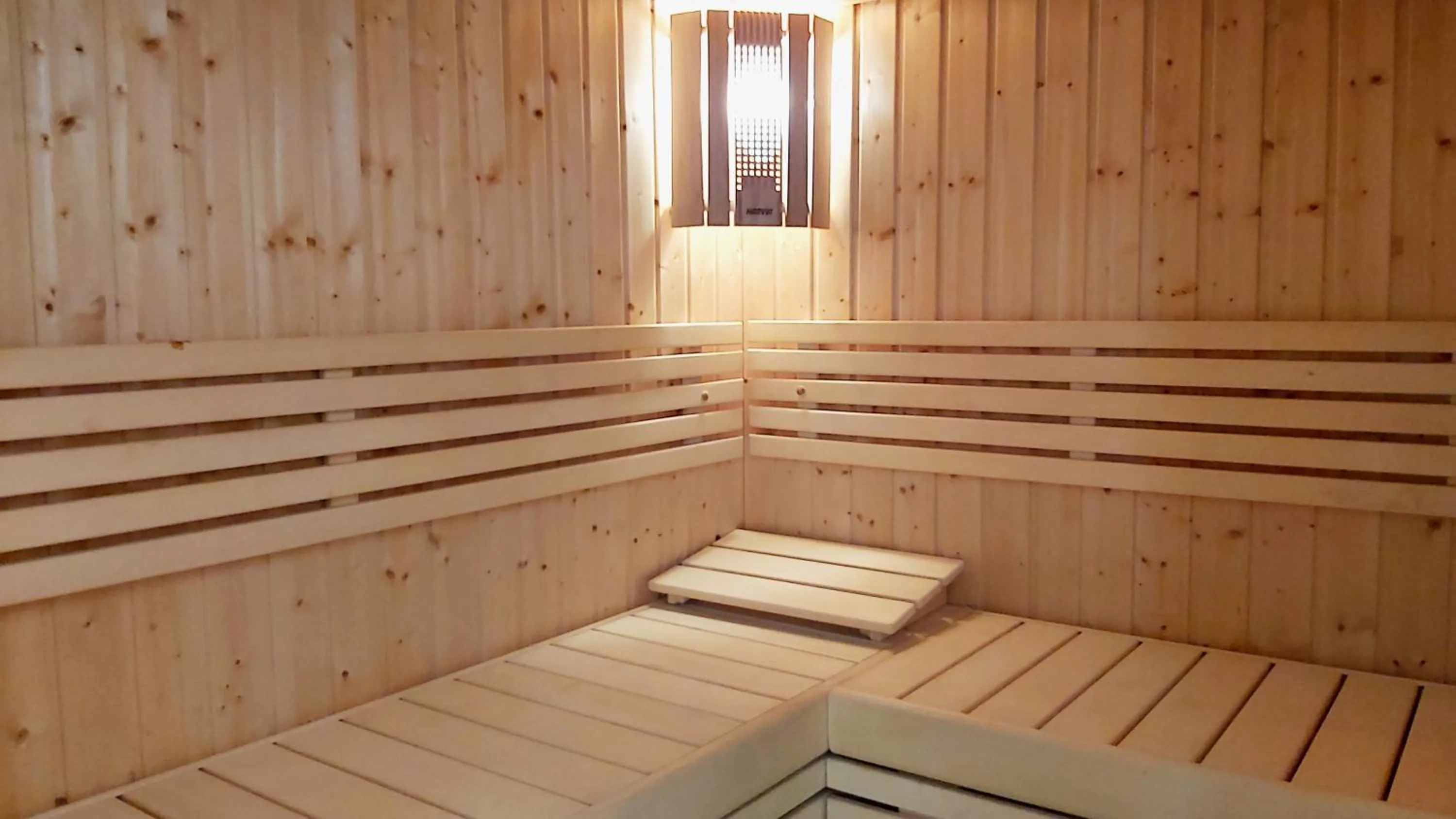 Sauna in Akrogiali Exclusive Hotel (Adults Only)