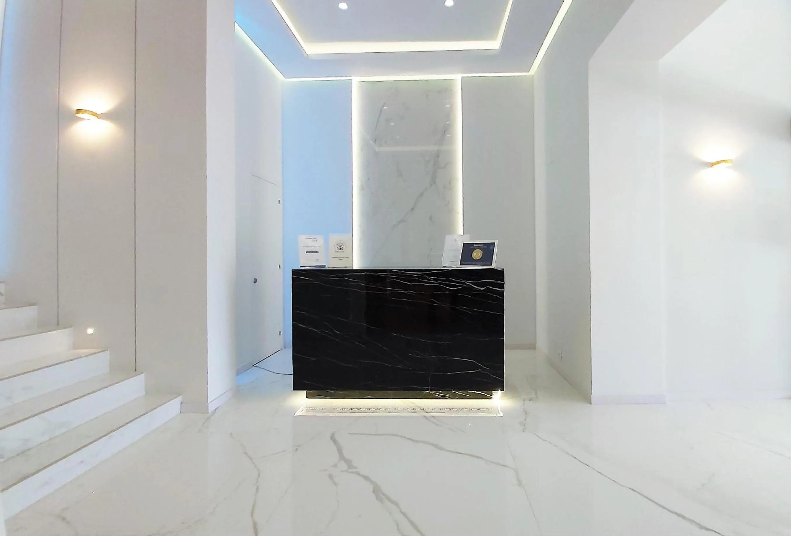 Lobby or reception in Akrogiali Exclusive Hotel (Adults Only)