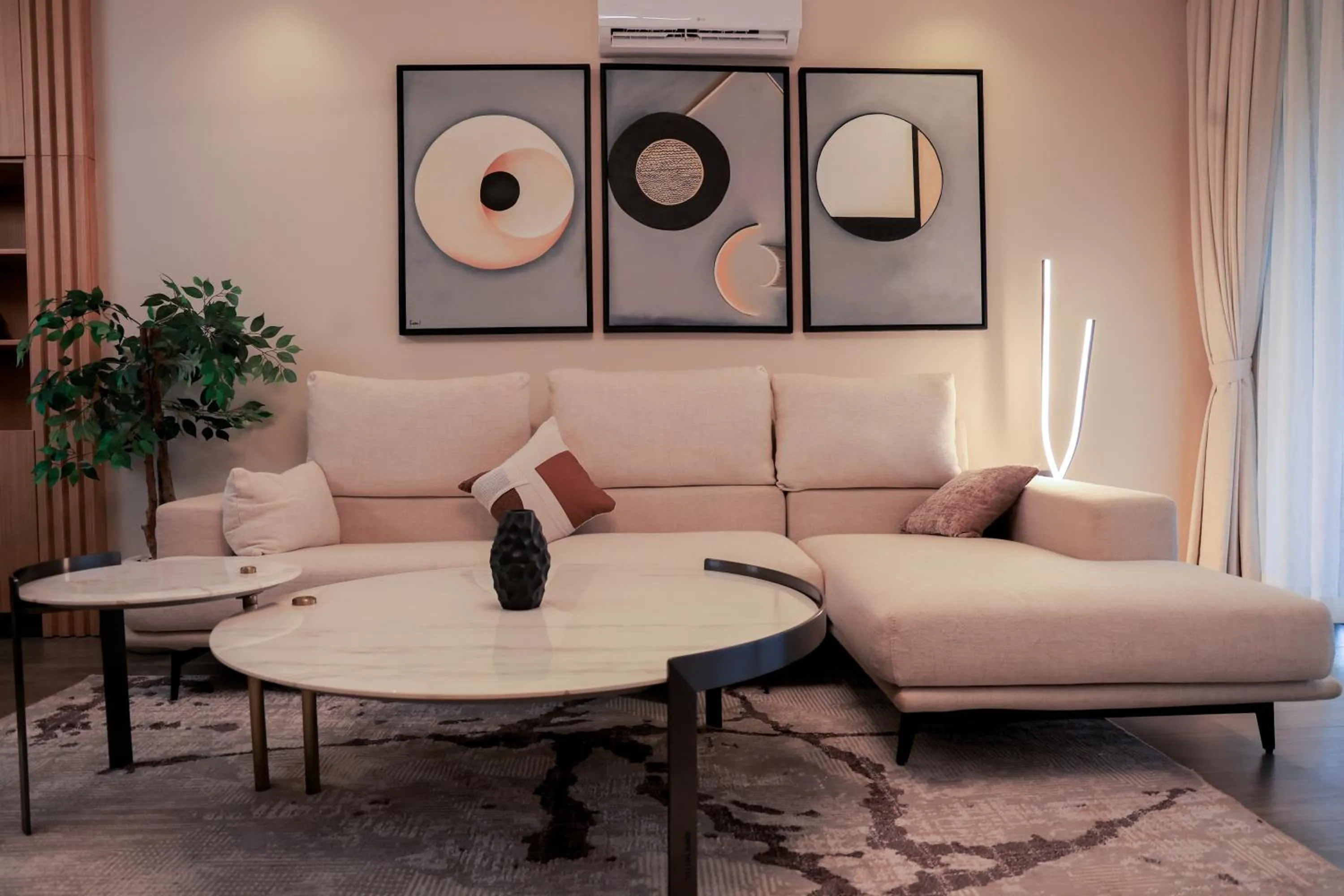 Living room in Abrish Hotel and Apartment