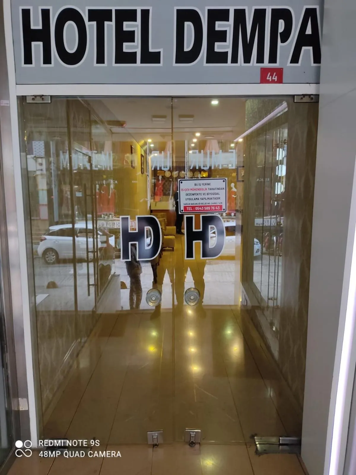 Facade/entrance in Dempa Hotel