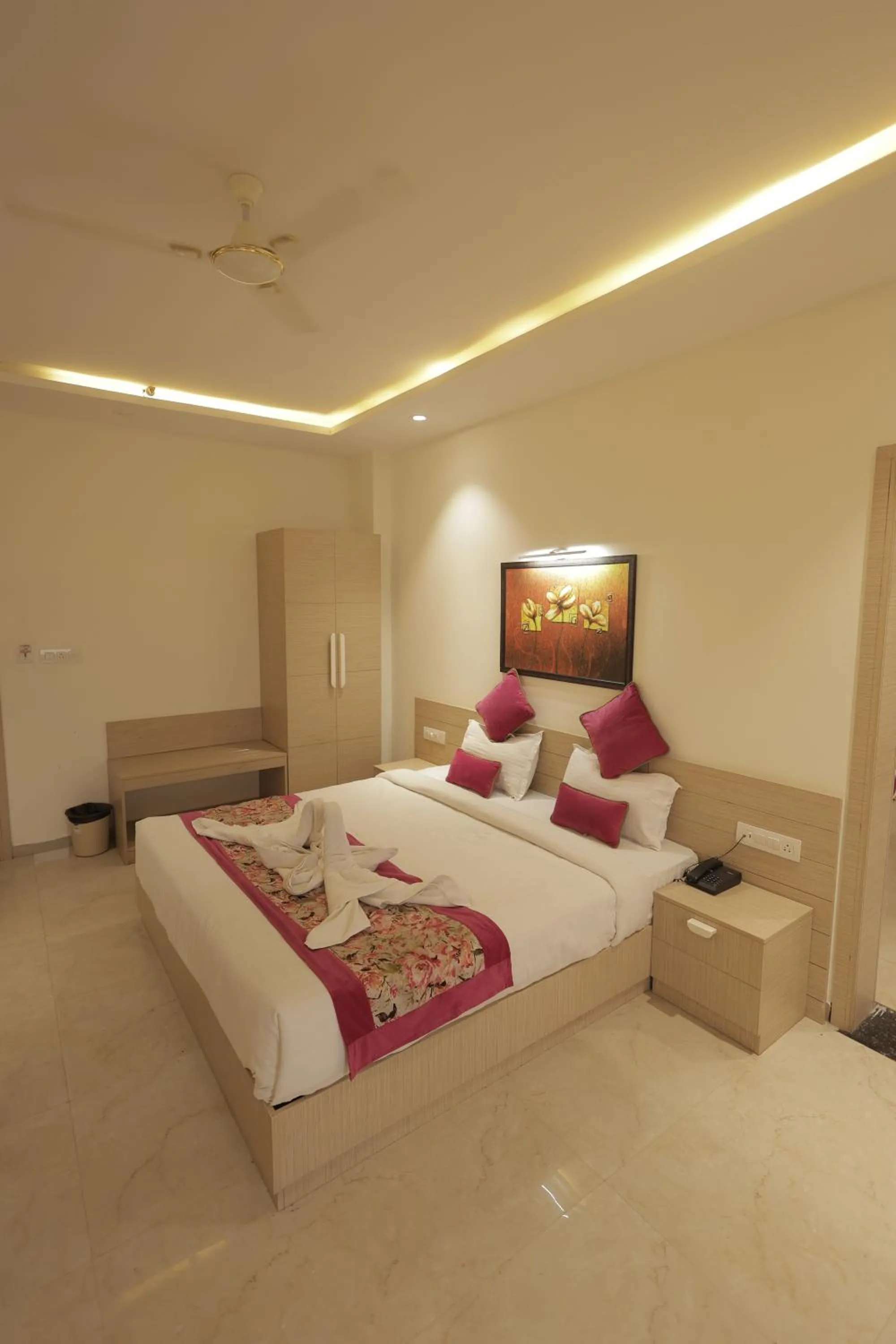 Bedroom, Bed in Hotel Grand Vasaante