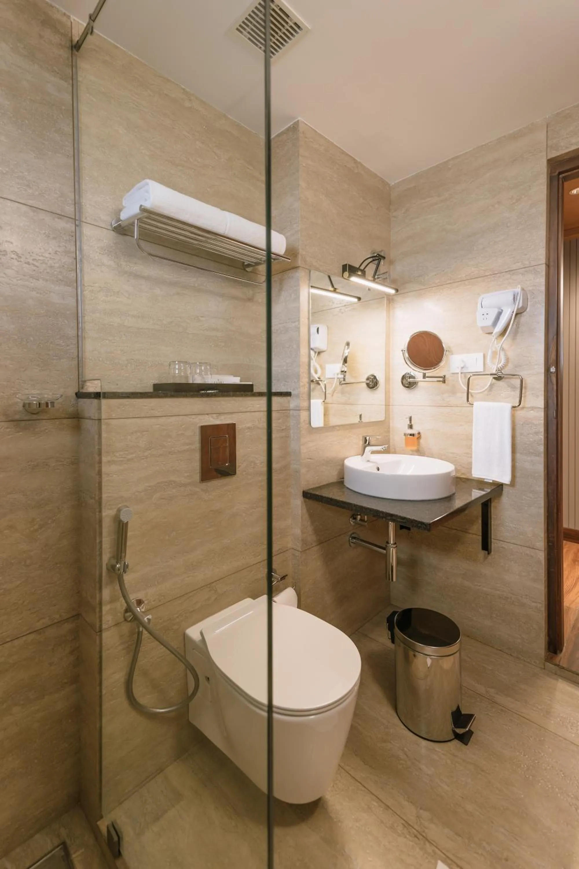 Bathroom in EVORA Resort and SPA