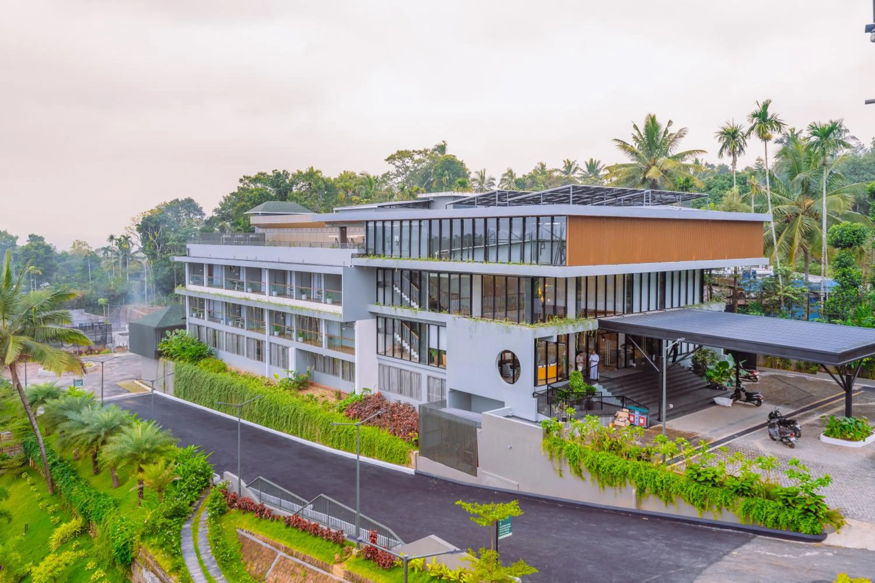 Property building in EVORA Resort and SPA