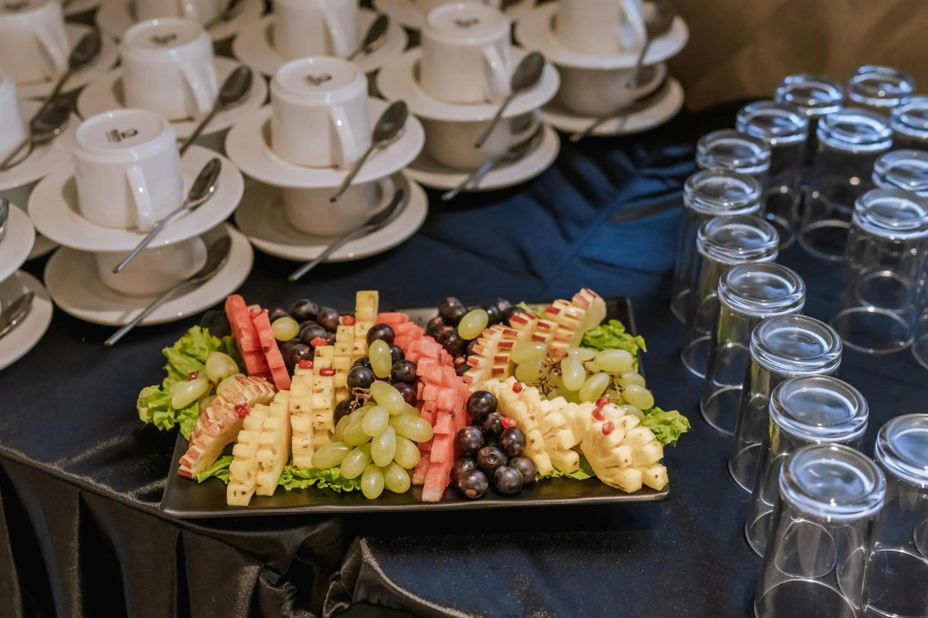 Food and drinks in EVORA Resort and SPA