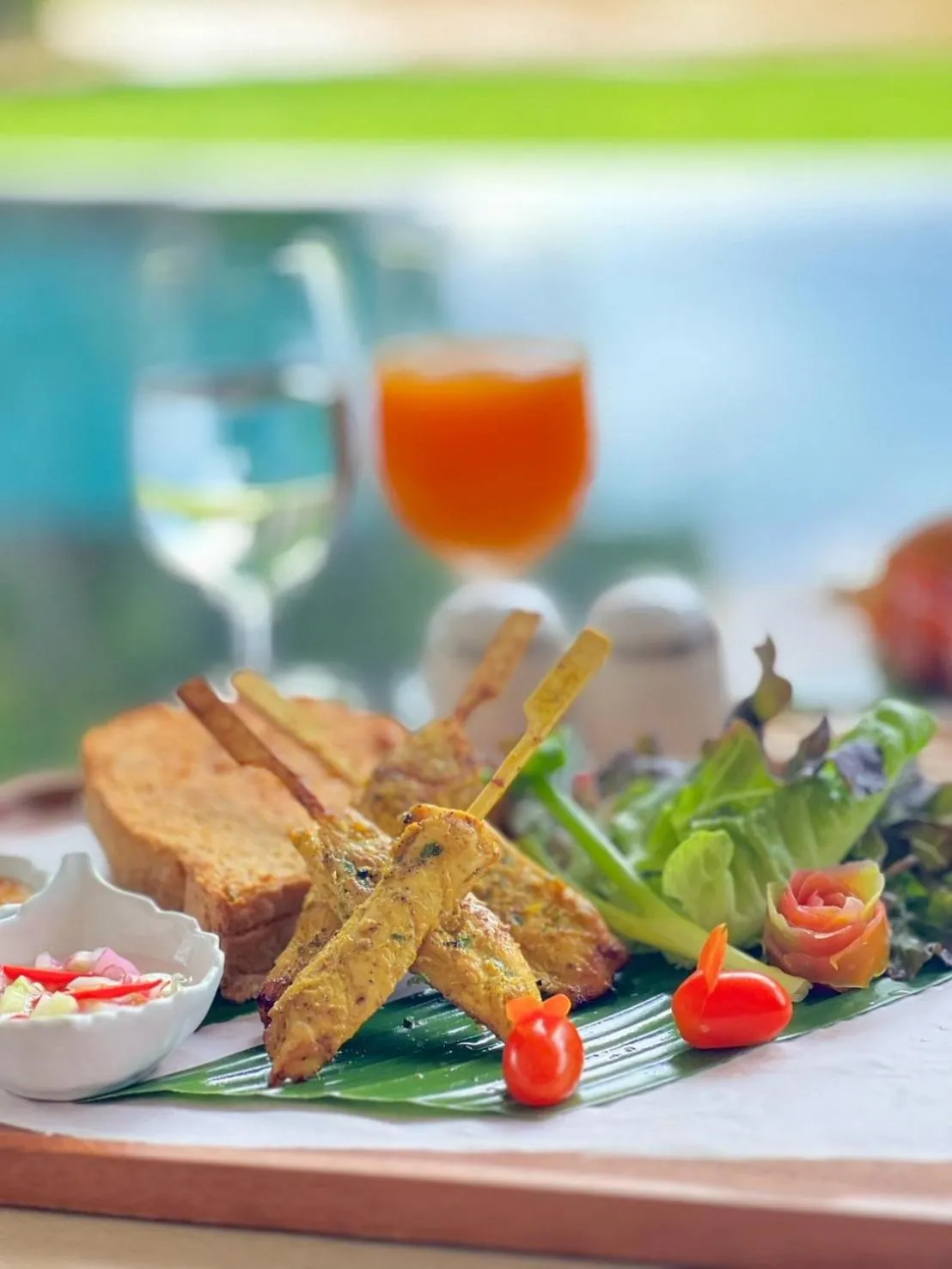 Breakfast in S48 River Ping