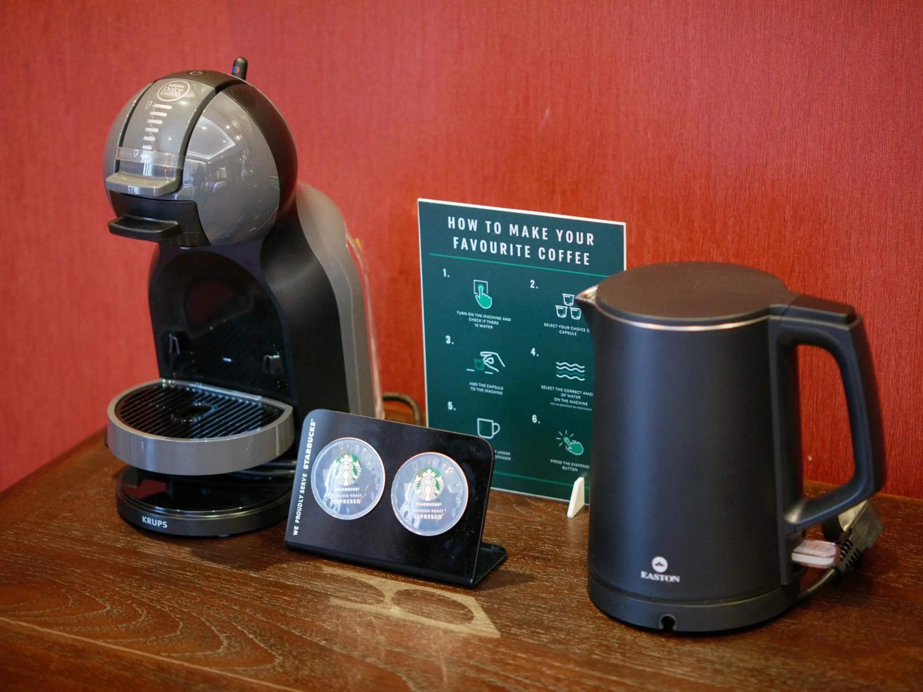 Coffee/tea facilities in S48 River Ping