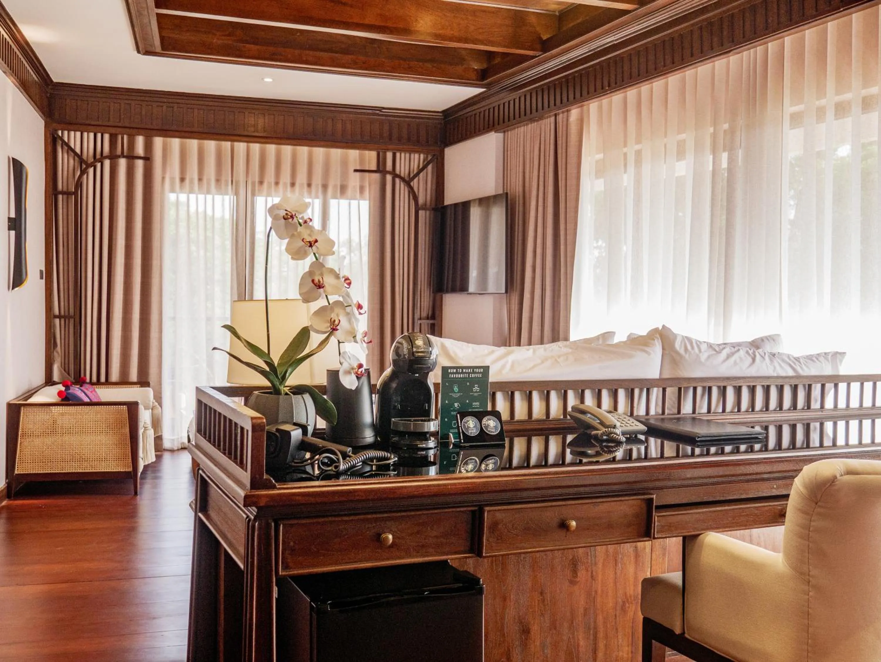 Seating area in S48 River Ping