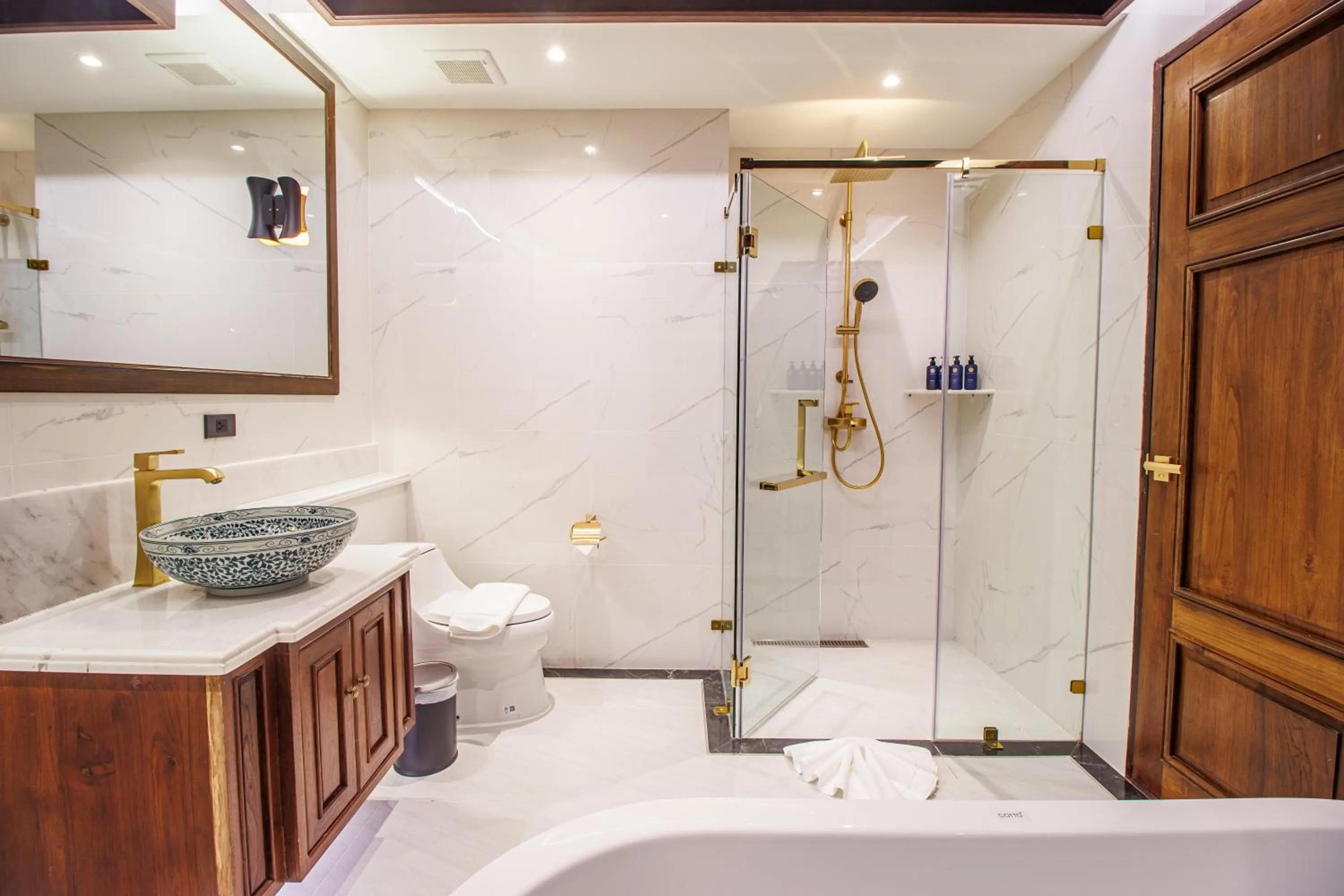 Bathroom in S48 River Ping