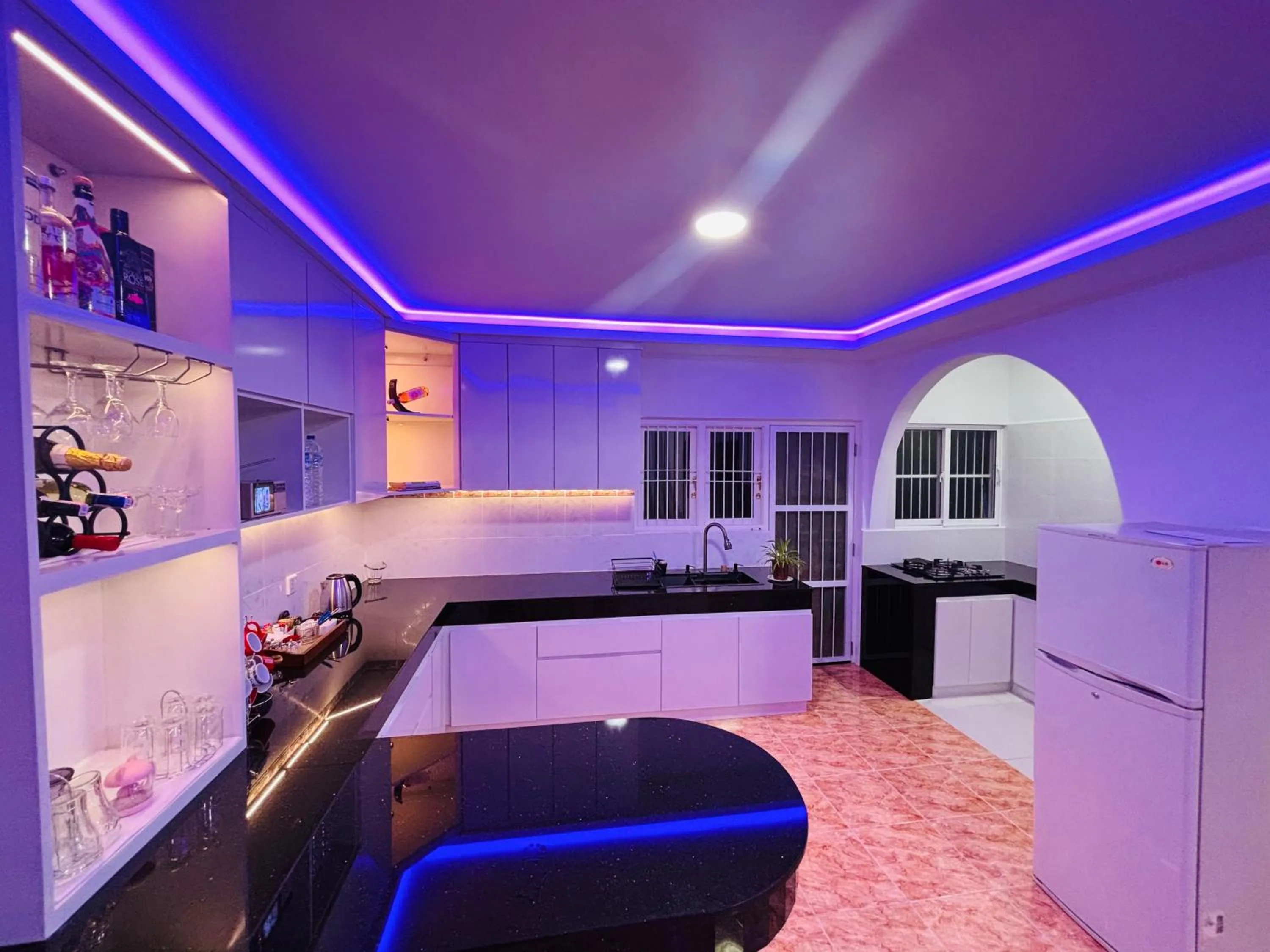 Lounge or bar in The Villa Angeline