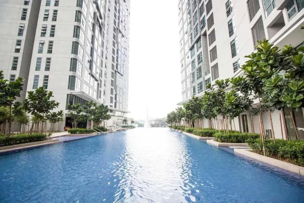 Day in The Signature Suites at Robertson Bukit Bintang