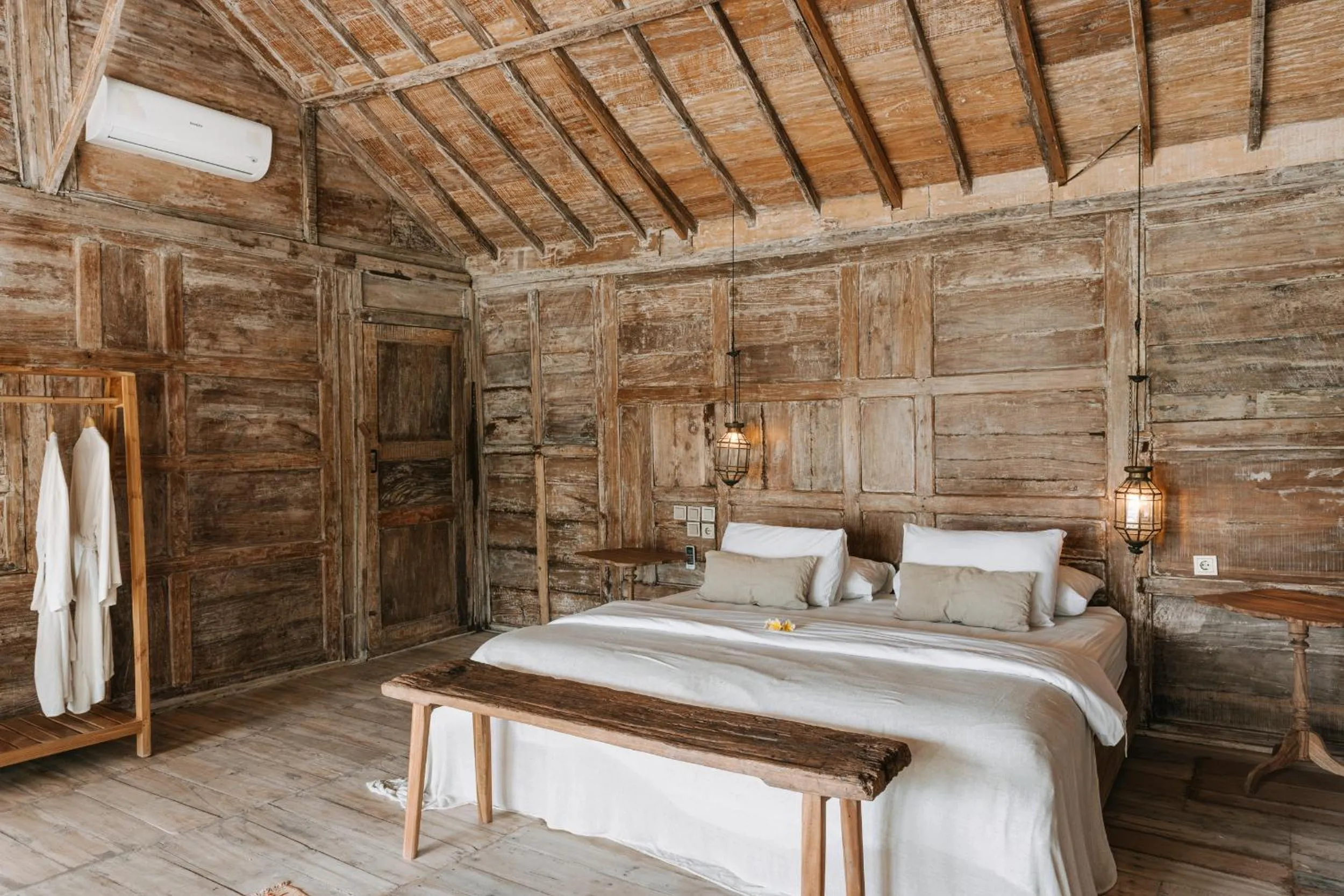 Bed in The Raja Lima hotel