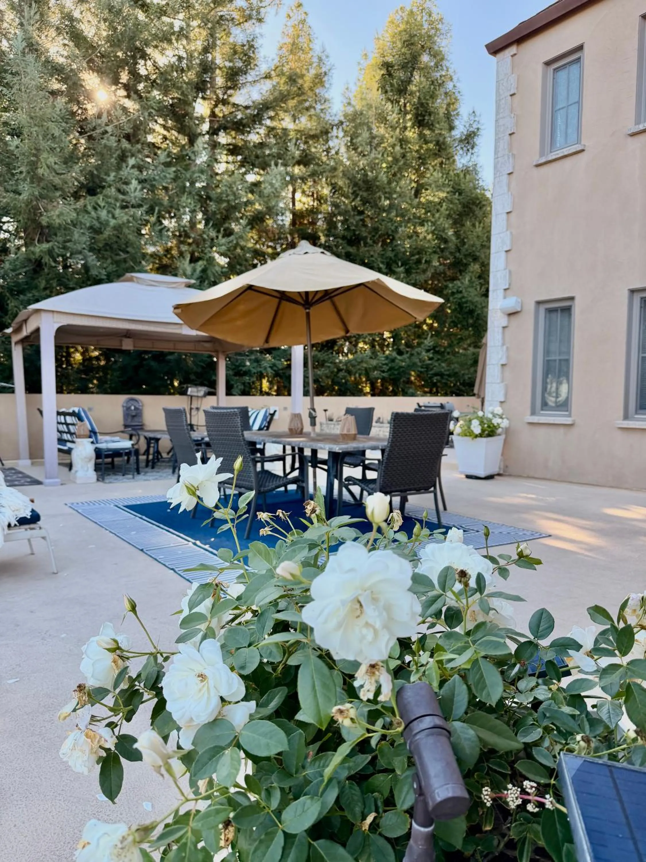 Property building in Bella Villa Messina