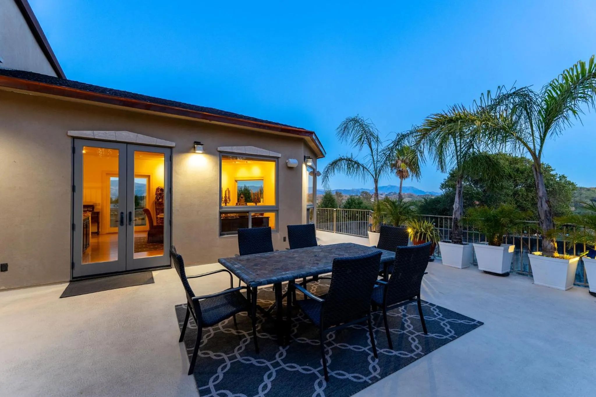 Property building in Bella Villa Messina
