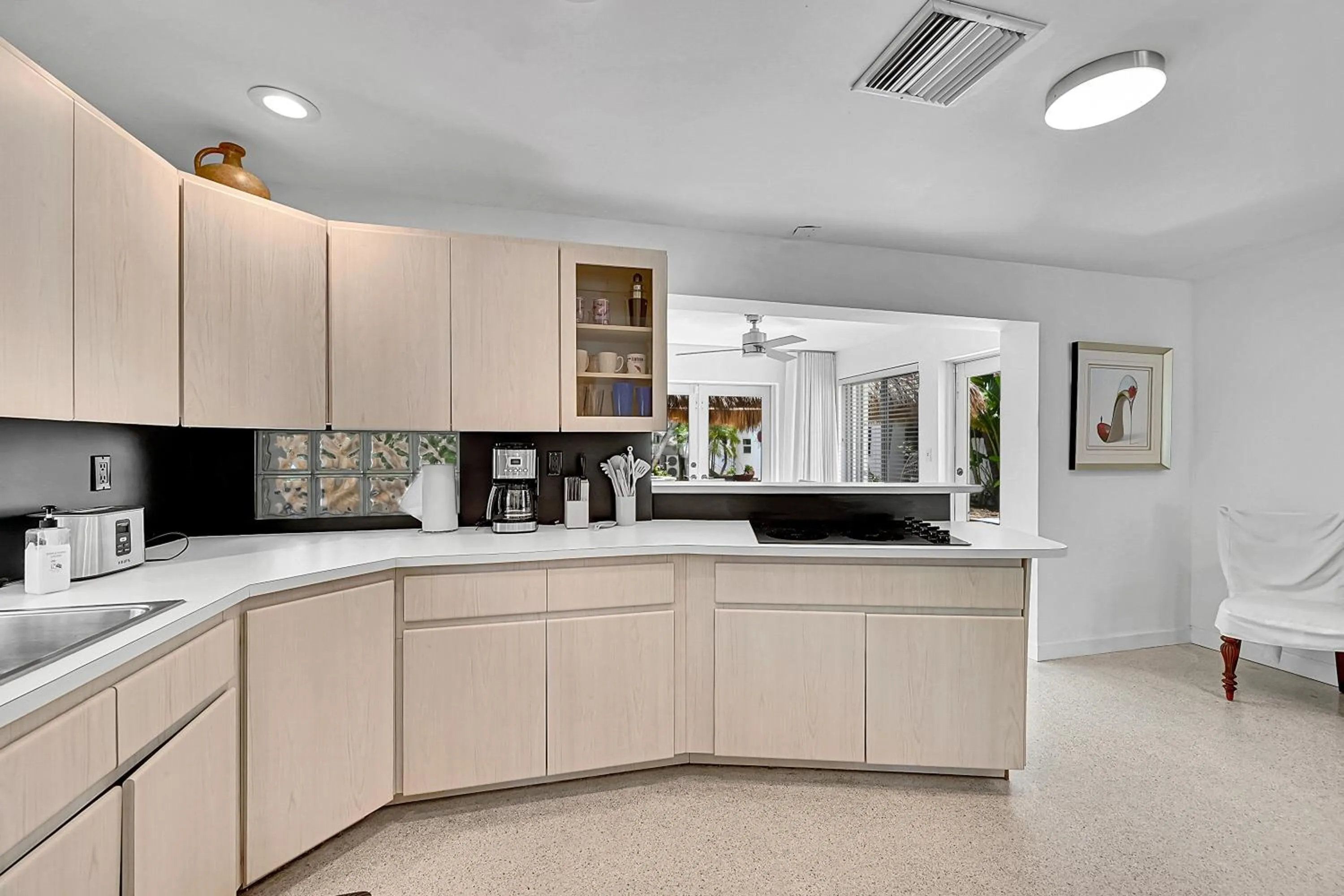 Kitchen or kitchenette in Inn On The Drive