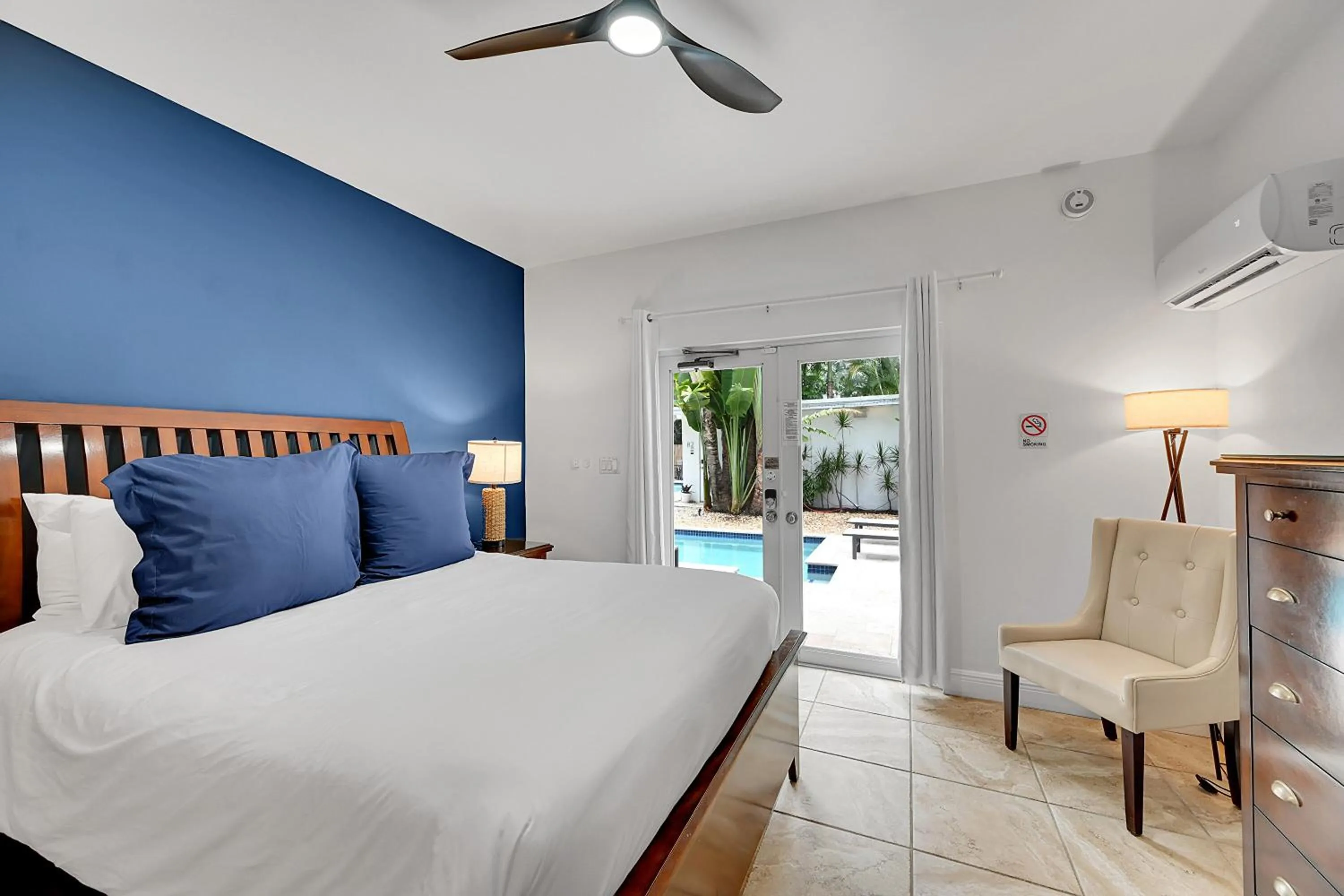 Bed in Inn On The Drive