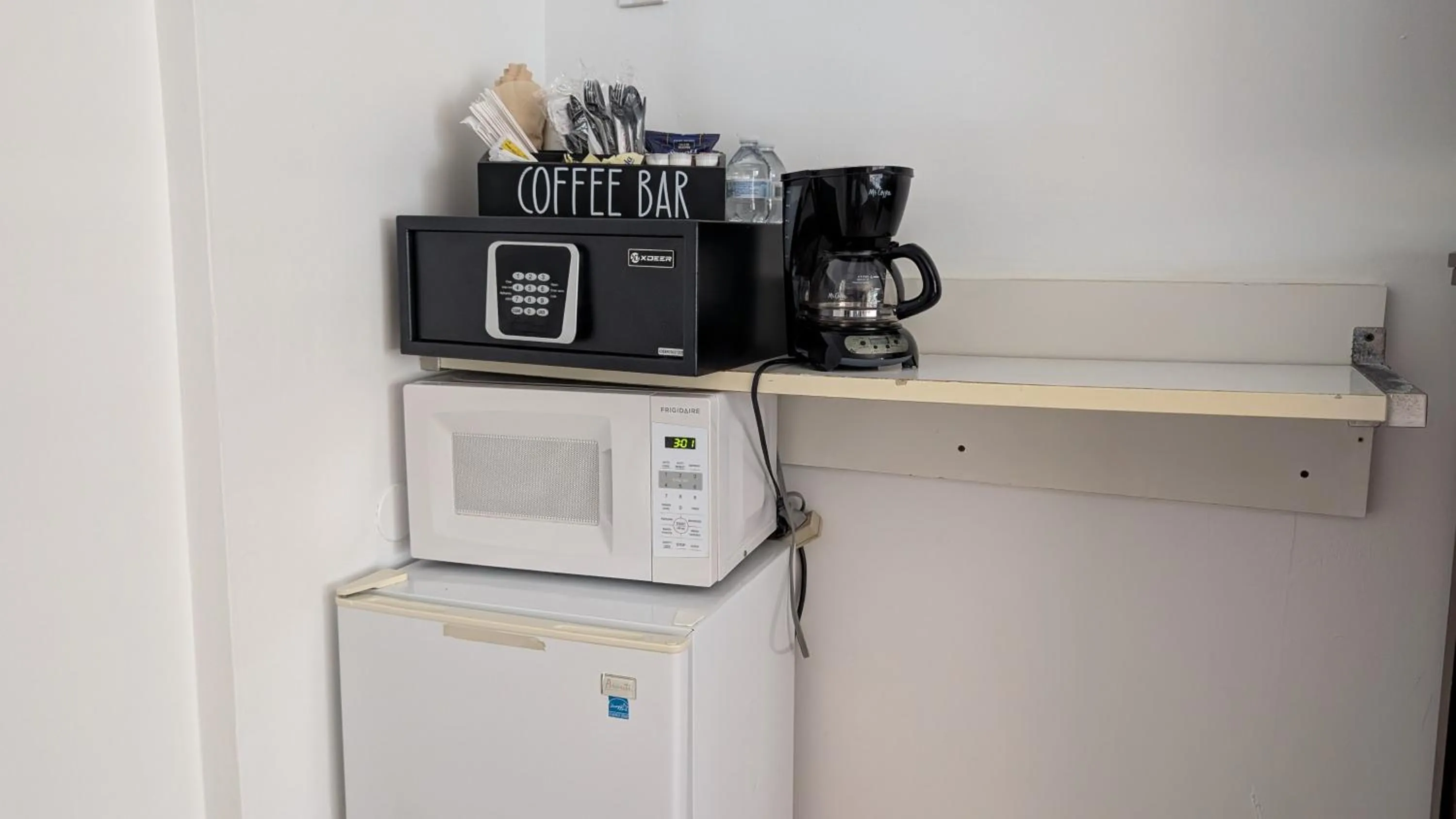 Coffee/tea facilities in Inn On The Drive