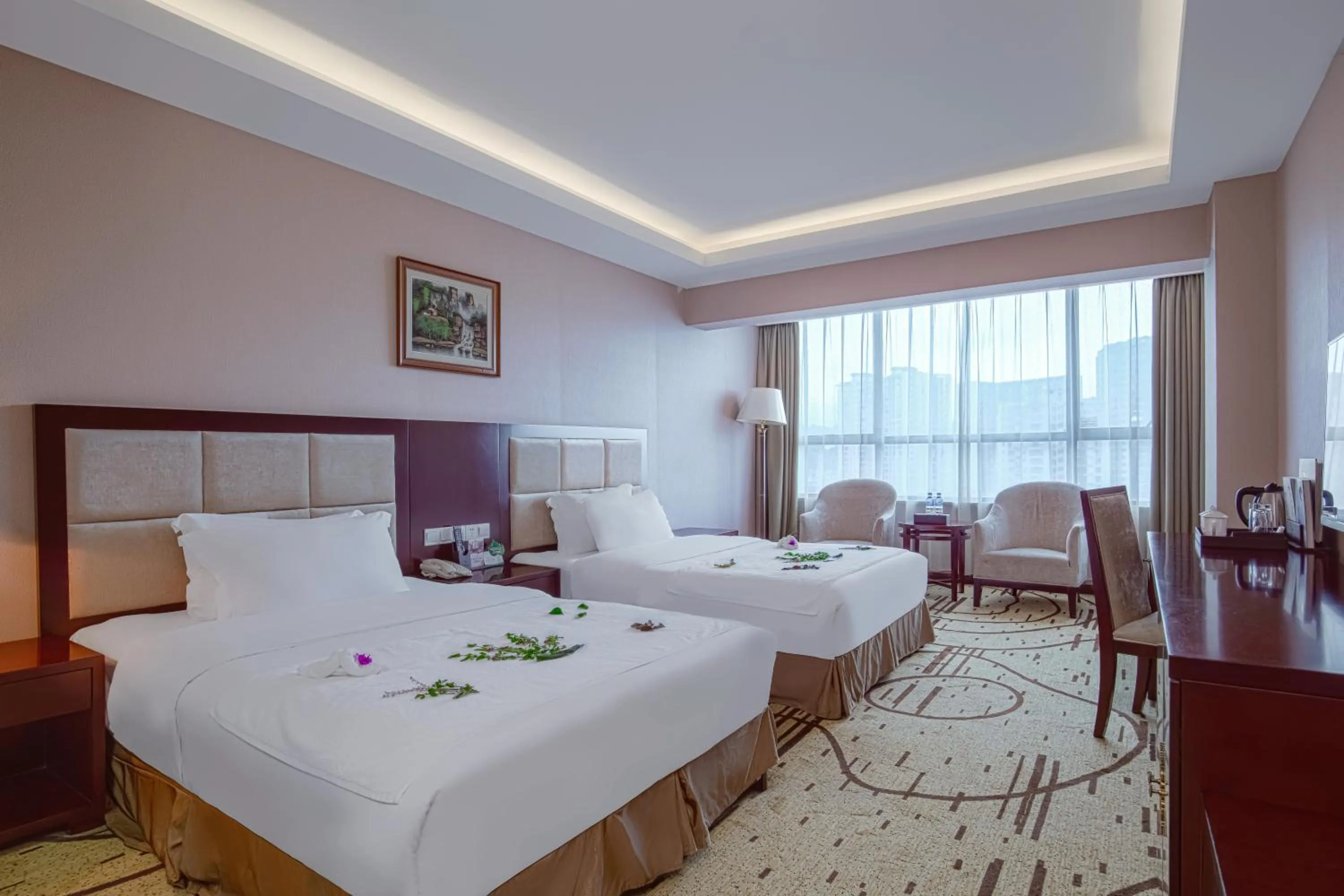 Bed in Zhangjiajie International Hotel