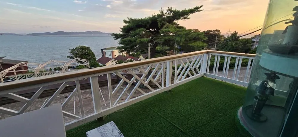 Ganghwado Katana Pension