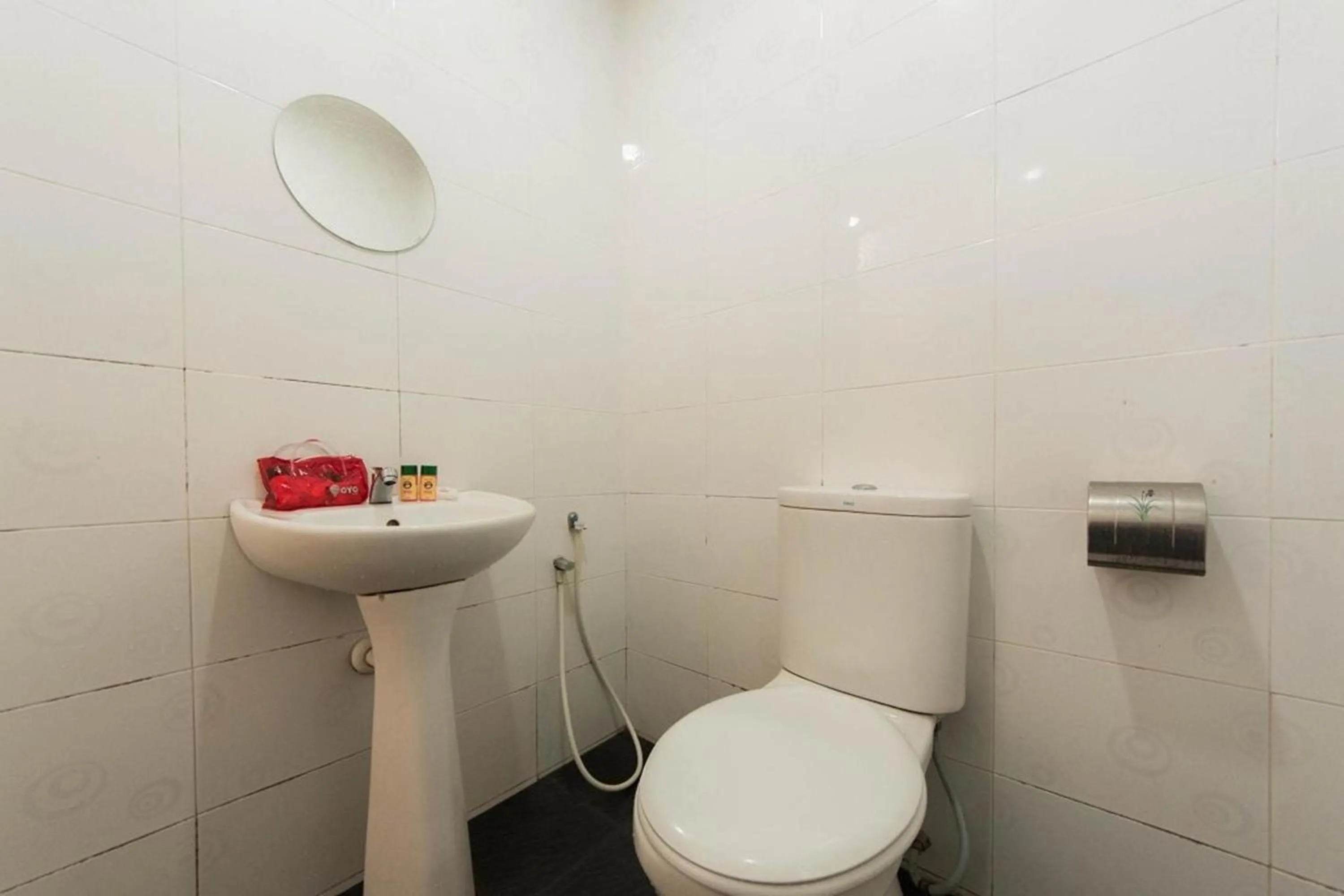 Bathroom in Cahaya Midah - BilikXpert