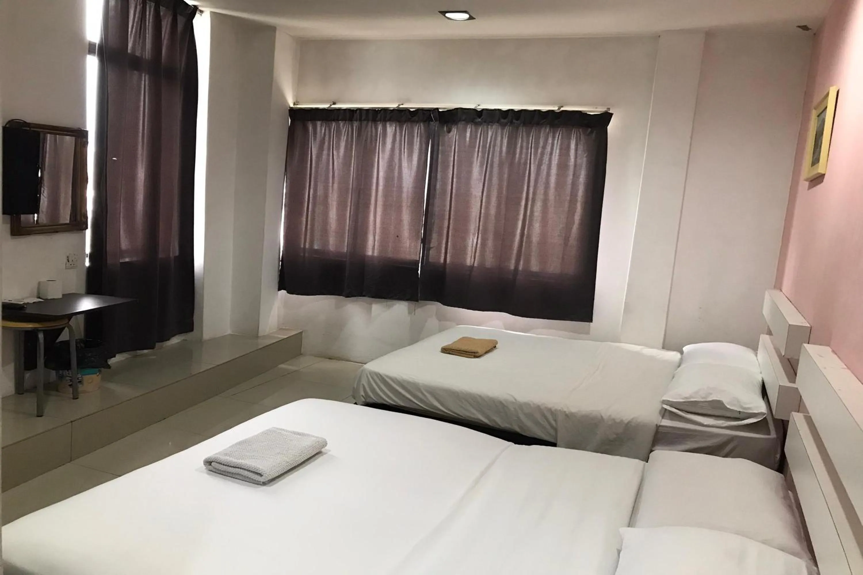 Bedroom, Bed in Cahaya Midah - BilikXpert