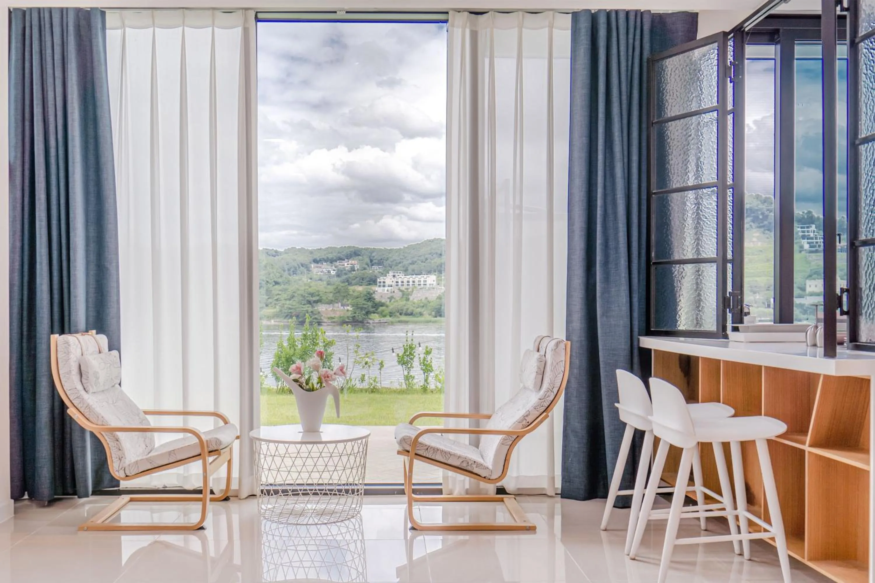 Gapyeong Pension The Square 24 Spa Pension