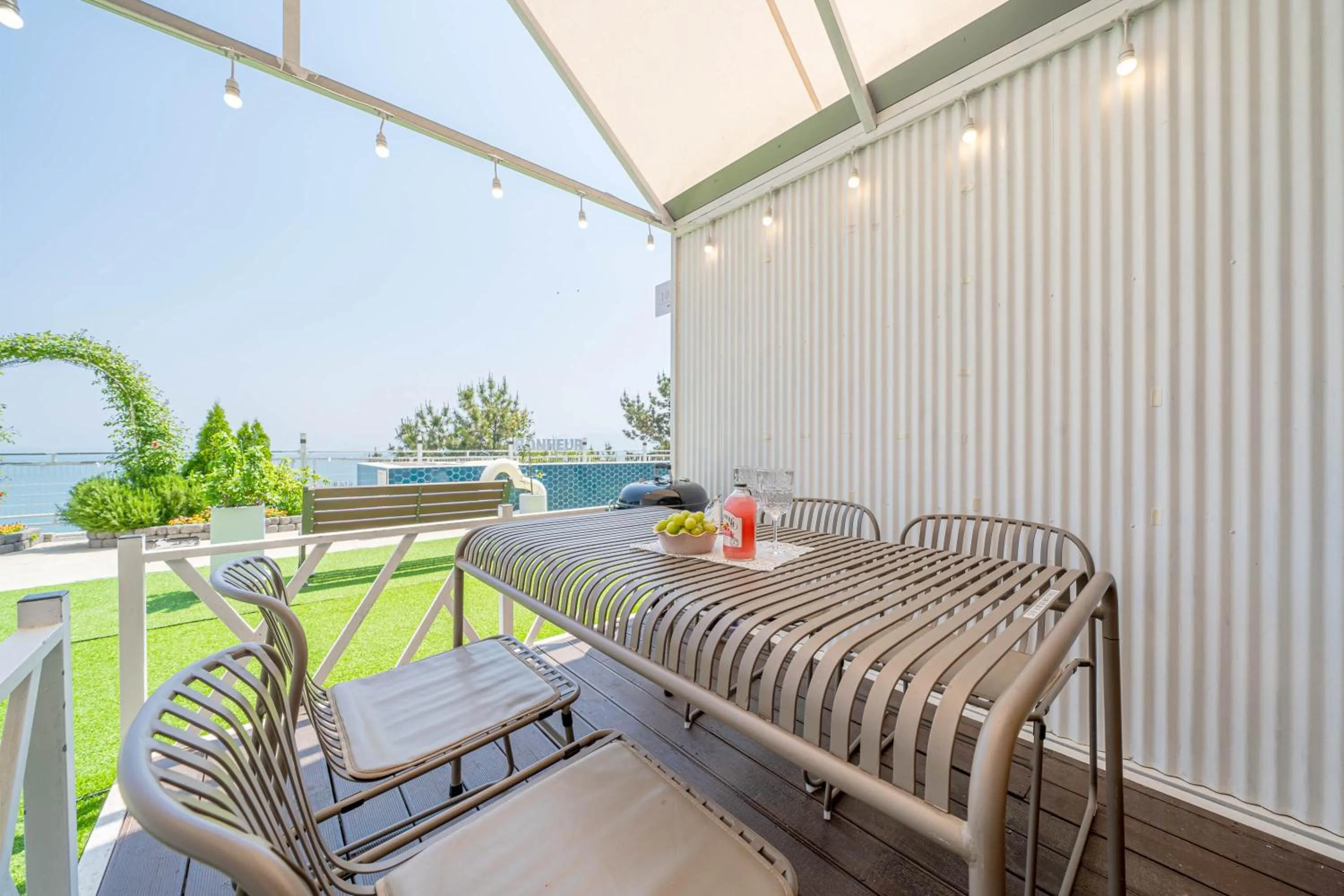 Yeosu Boner Poolvilla