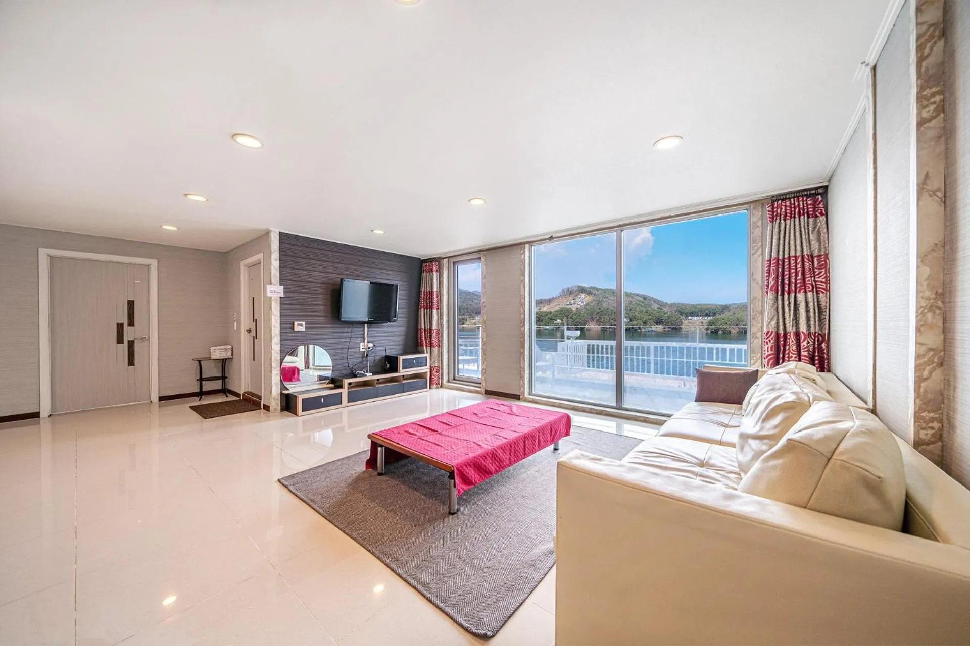 Gapyeong Pension Aqua Vita Spa Pension